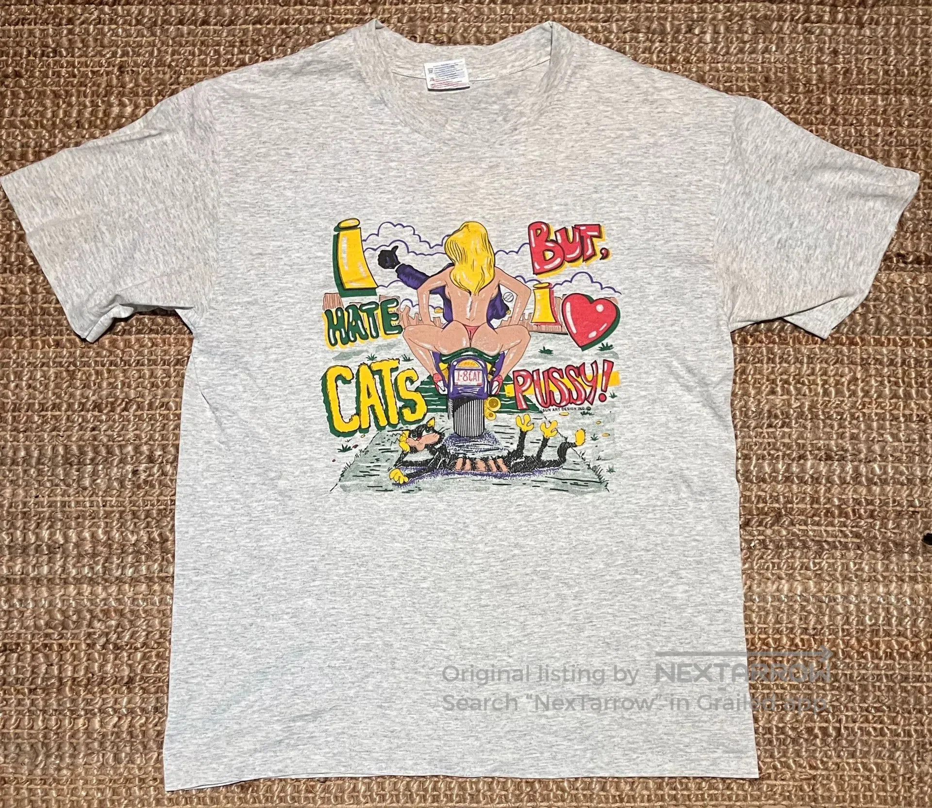 VINNY's Vintage 90s Hanes Graphic T-Shirt. Size US M / EU 48-50 / 2 - 2 Thumbnail