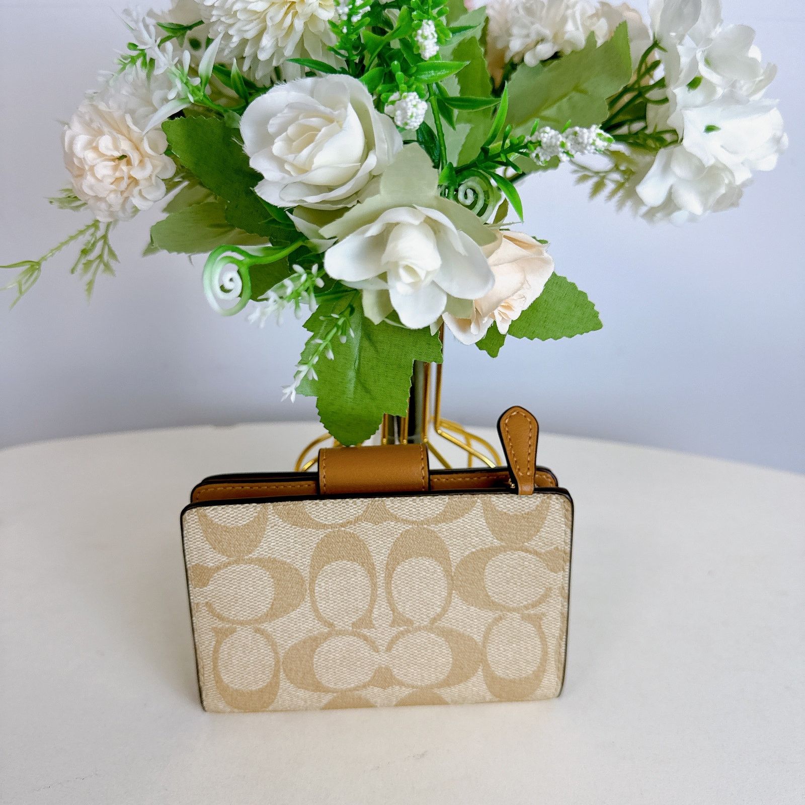 Coach Coach CO082 Corner Zip Signature Wallet IN LT KHAKI Size ONE SIZE - 2 Thumbnail