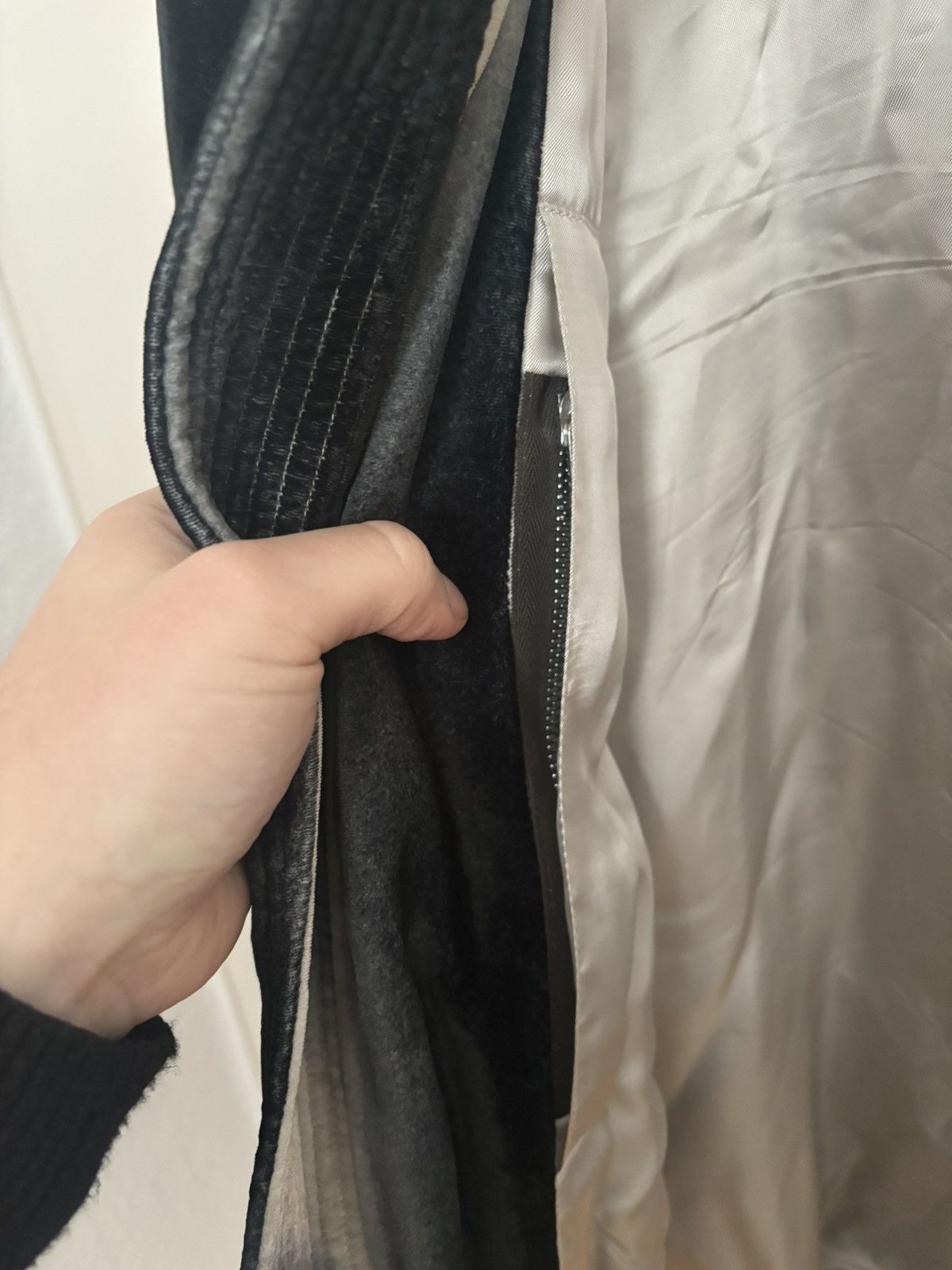 Rick Owens Rick Owens fw22 mainline Velvet Gradient ma-1 Jacket Size US M / EU 48-50 / 2 - 5 Thumbnail