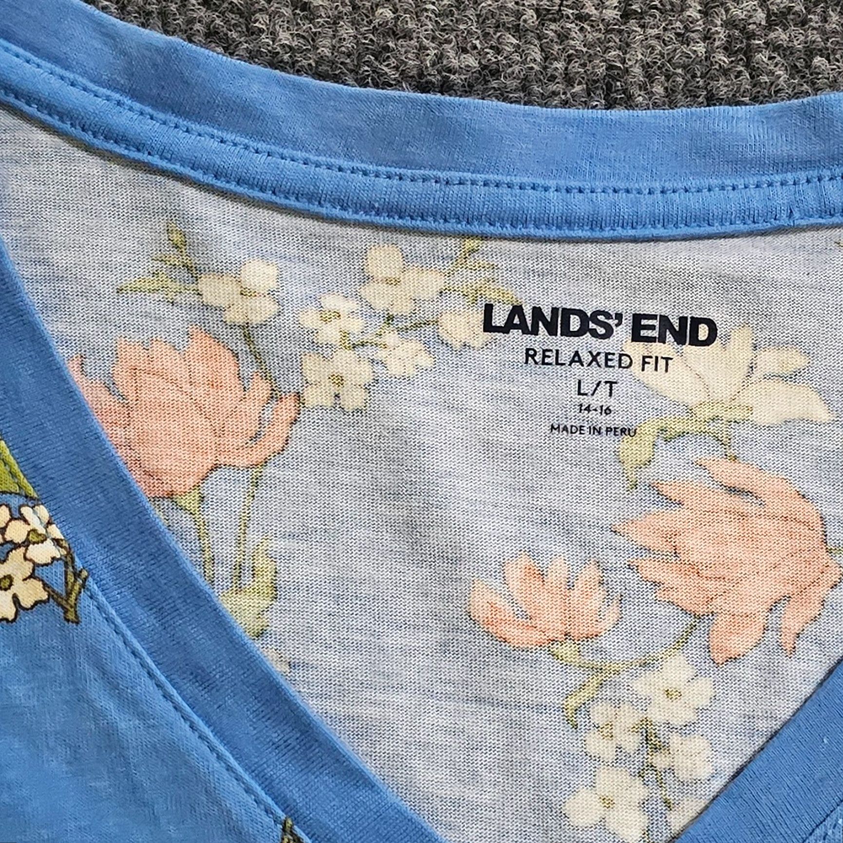 Lands' End Lands' End Top Shirt Womens Large Blue Floral V Neck Long Sleeve Stretch Casual Blouse Size L / US 10 / IT 46 - 3 Thumbnail