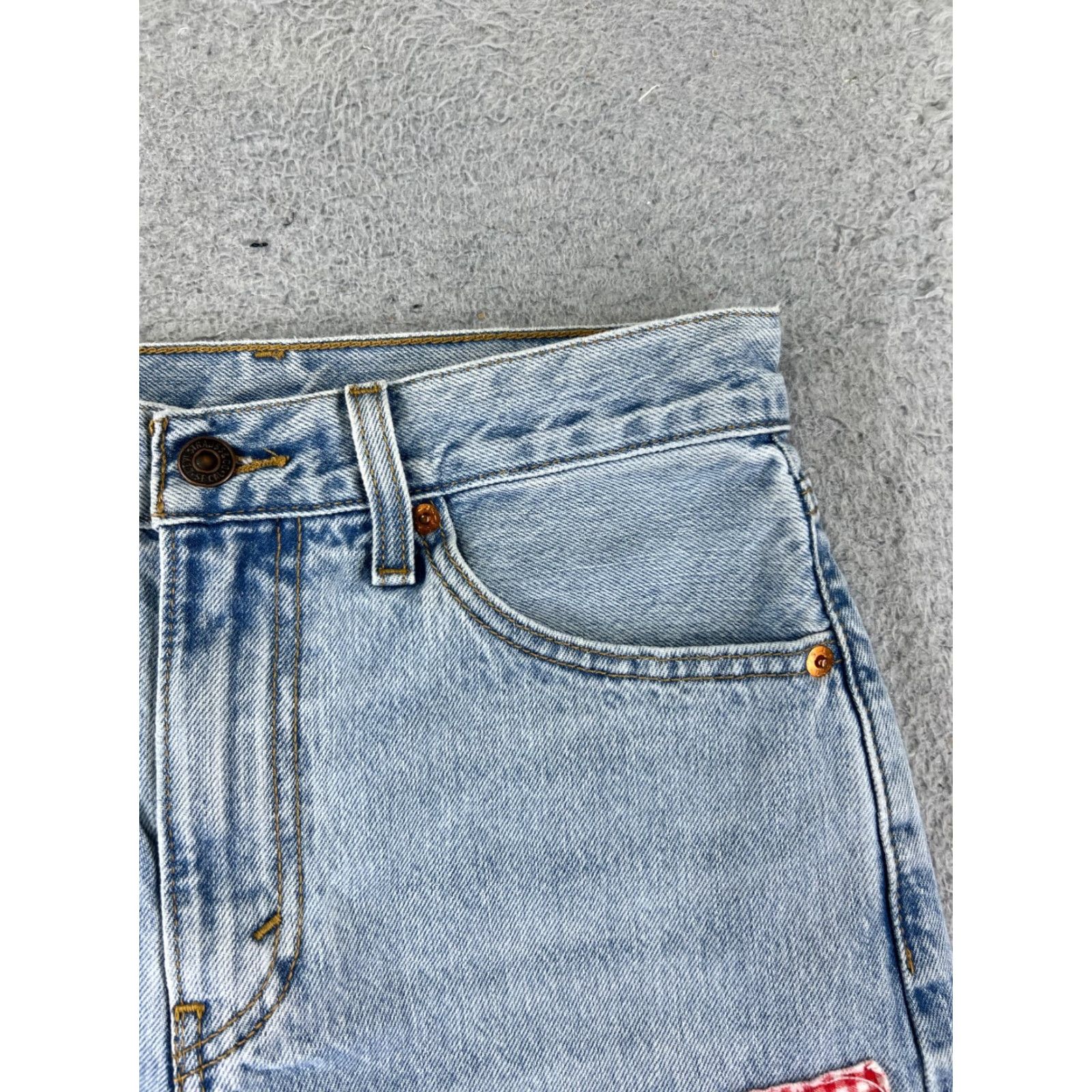 Levi's Levis Womens Denim Short Cut-Off 24 Blue Jean 5-Pocket Stitch Button Mid Rise 5.5in Inseam Casual Jazz Size 42" / US 20 - 5 Thumbnail