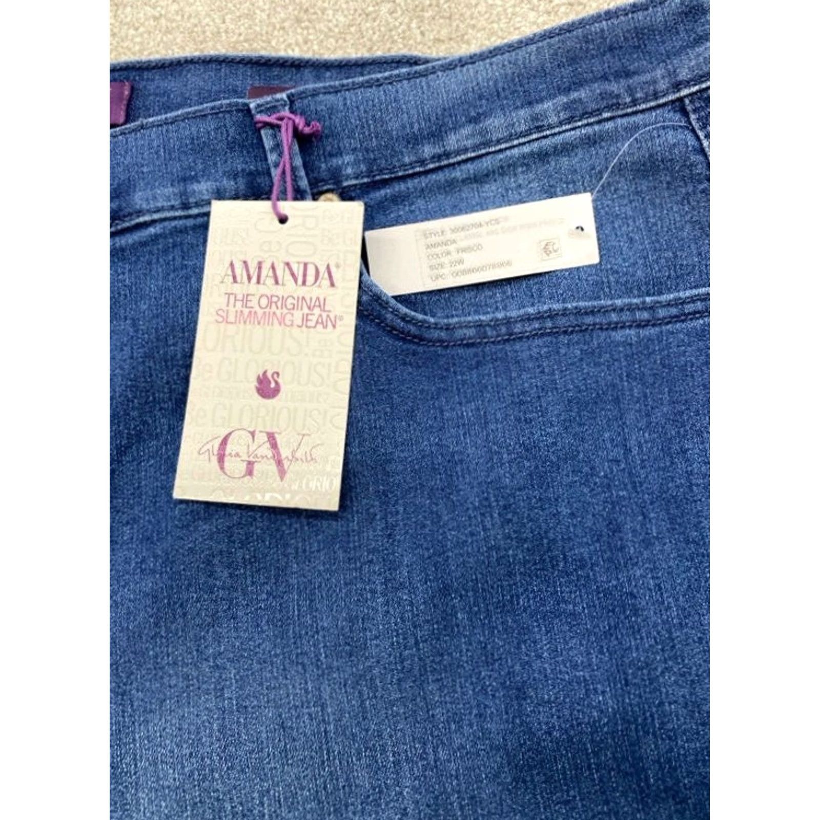 Gloria Vanderbilt Gloria Vanderbilt Jeans Amanda 22W Womens Denim Stretch 5-Pocket Regular Blue Denim NWT Size 40" / US 18 - 2 Thumbnail