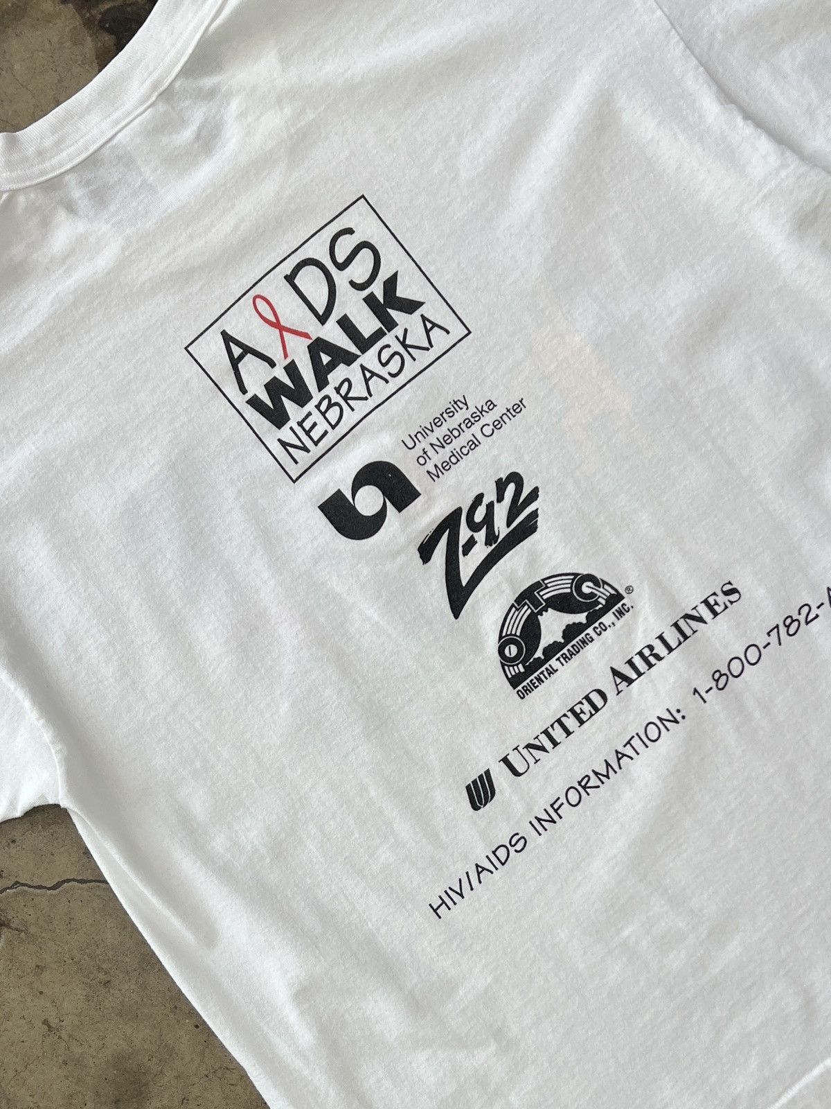 Vintage Vintage 1996 Kieth Haring AIDS Art Social Justice Tee XL Size US XL / EU 56 / 4 - 4 Thumbnail