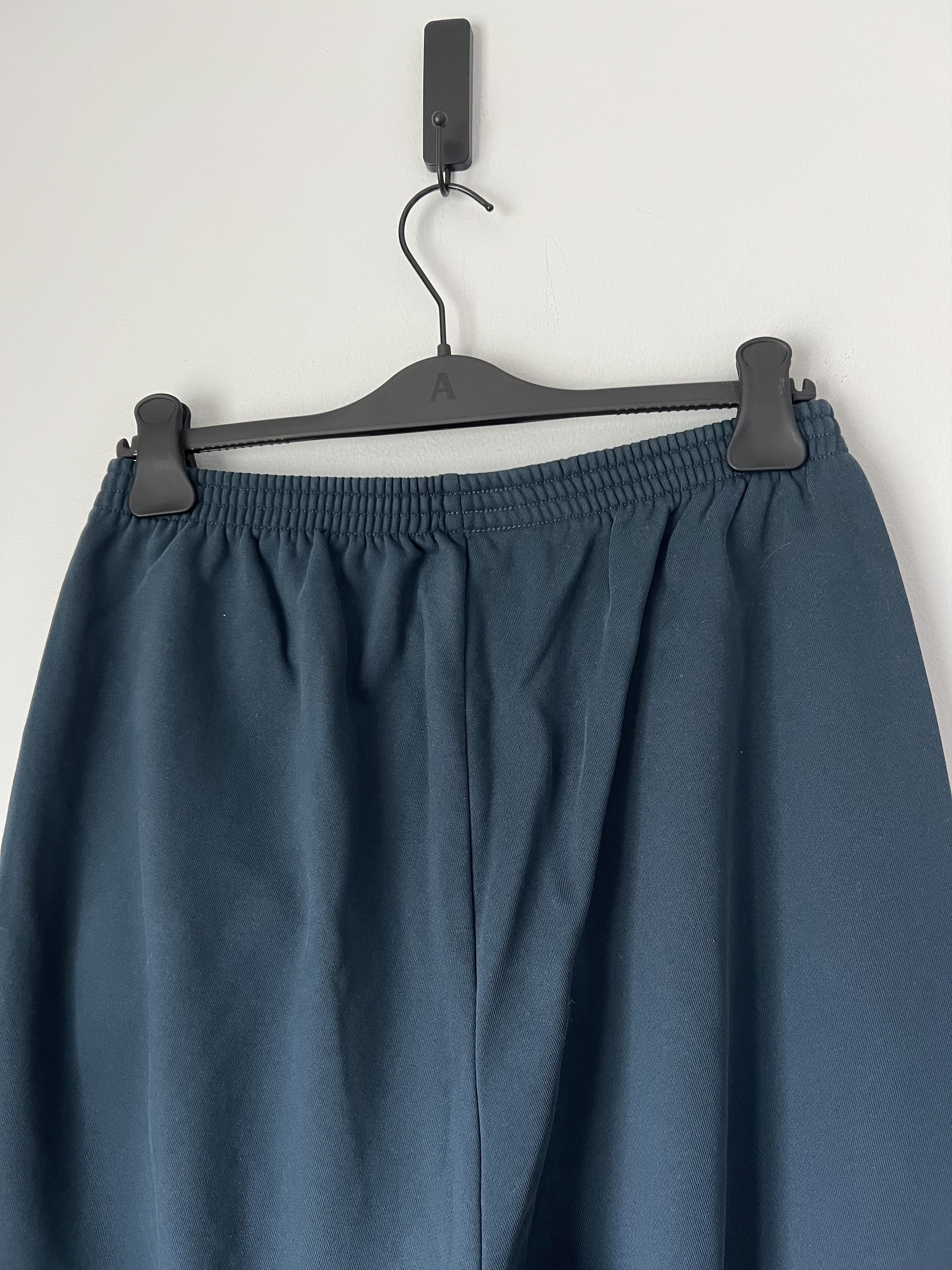 Balenciaga × Gap × Kanye West Yeezy Gap by Balenciaga Jogging Pants in Dark Blue Size US 34 / EU 50 - 5 Thumbnail