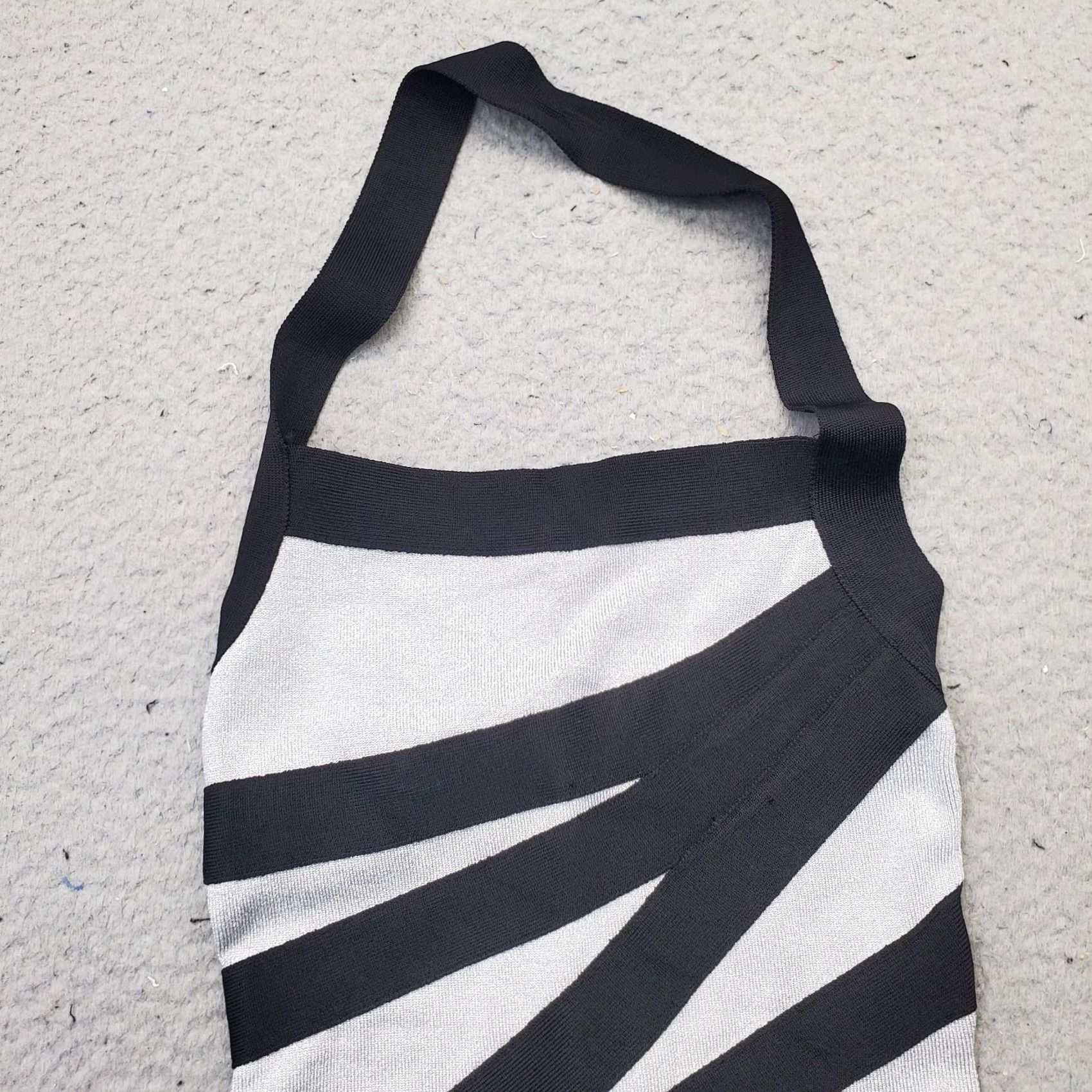Bebe bebe Bodycon Dress Womens XS Silver Black Striped Halter Neck Back Zip Shirt Sleeveless Knee Length Formal Party/Cocktail Womens XS Silver & Black Size XS / US 0-2 / IT 36-38 - 6 Thumbnail