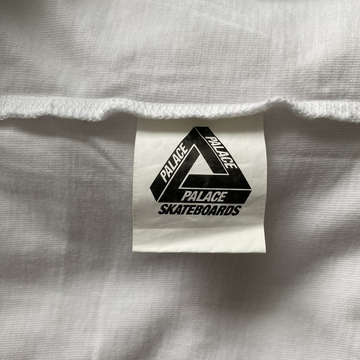 Palace Large Up T-shirt Size US M / EU 48-50 / 2 - 5 Thumbnail