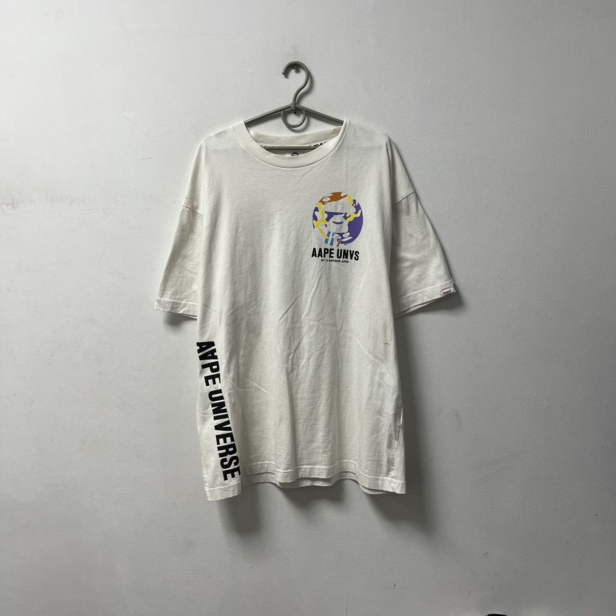 Aape Aape Bape circle logo t-shirt tee big logo Size XL Size US XL / EU 56 / 4 - 1 Thumbnail