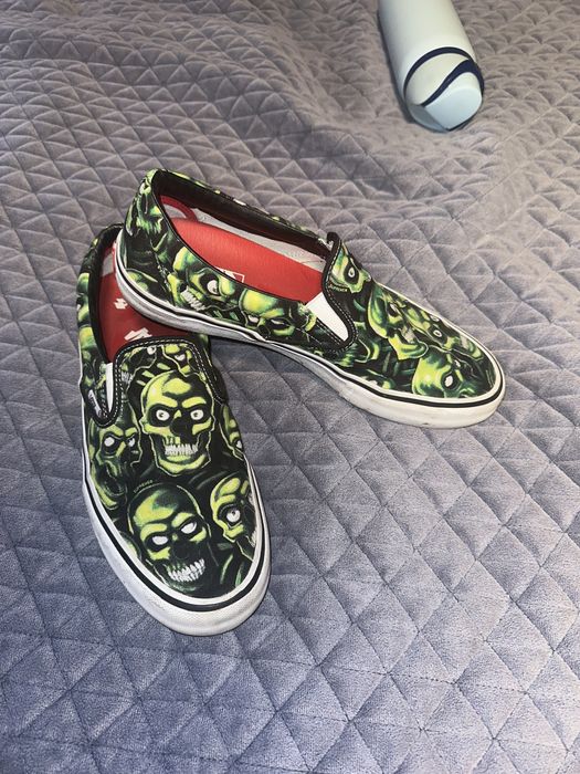 Vans hotsell supreme skull