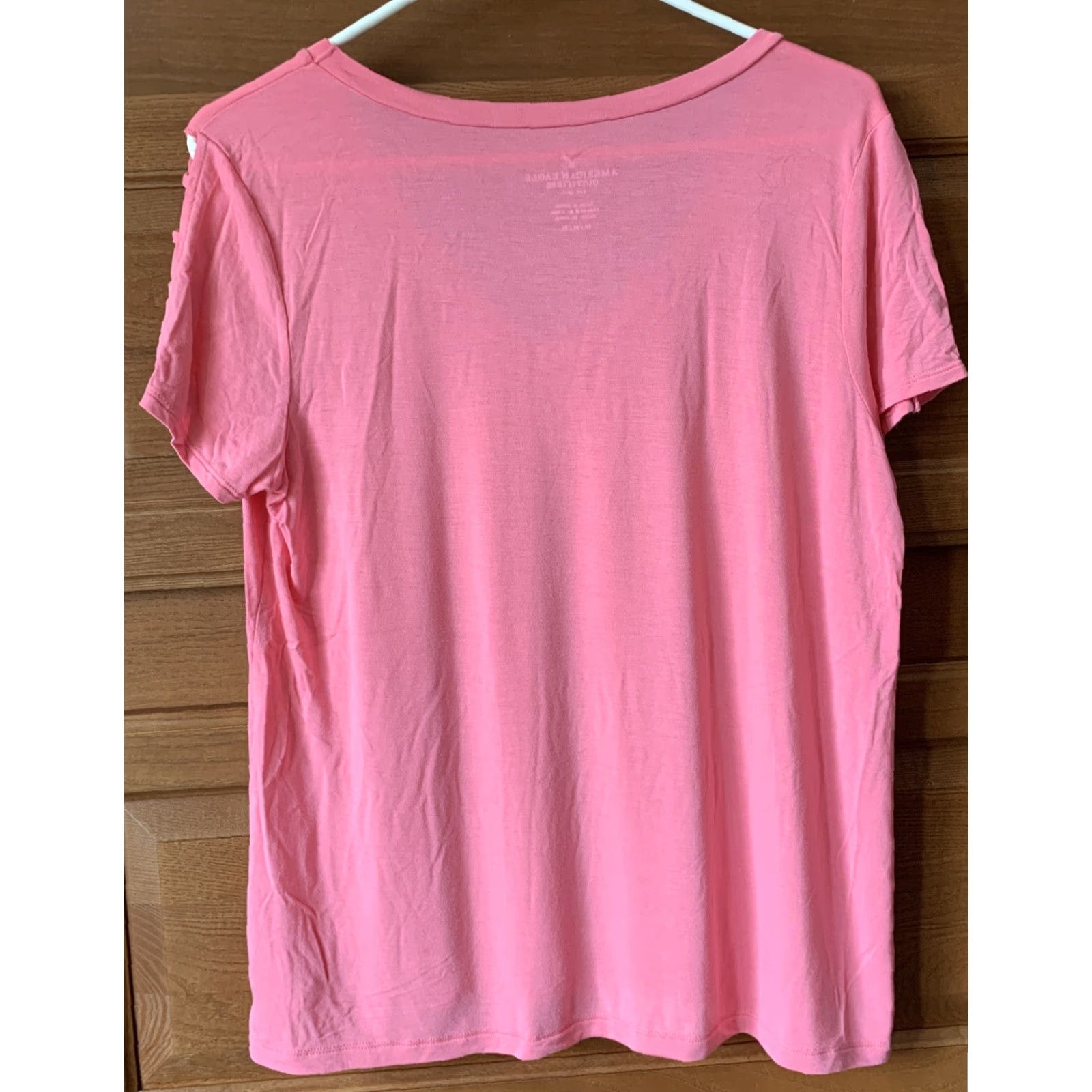 American Eagle Outfitters American Eagle Outfitters T-Shirt Woman's Medium Pink Short Sleeve V-Neck B175 Size M / US 6-8 / IT 42-44 - 6 Thumbnail