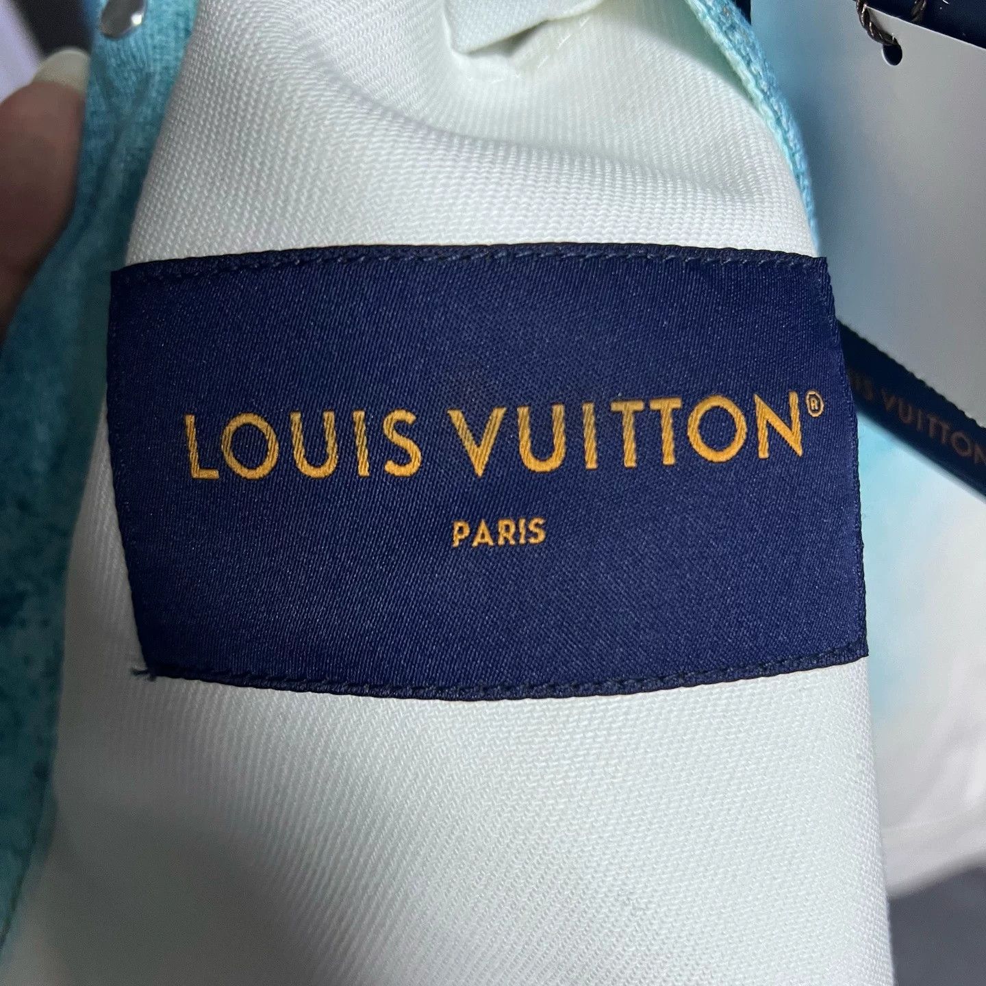 Louis Vuitton Louis Vuitton White Spray-Paint Denim Jacket Size US L / EU 52-54 / 3 - 2 Thumbnail