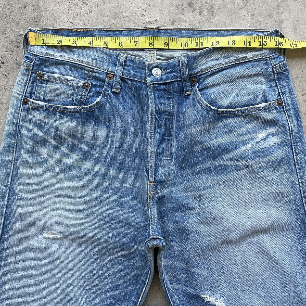 Levi's Vintage Levi’s 501 Blue Wash Faded Distressed Jeans Pants Size US 32 / EU 48 - 5 Thumbnail