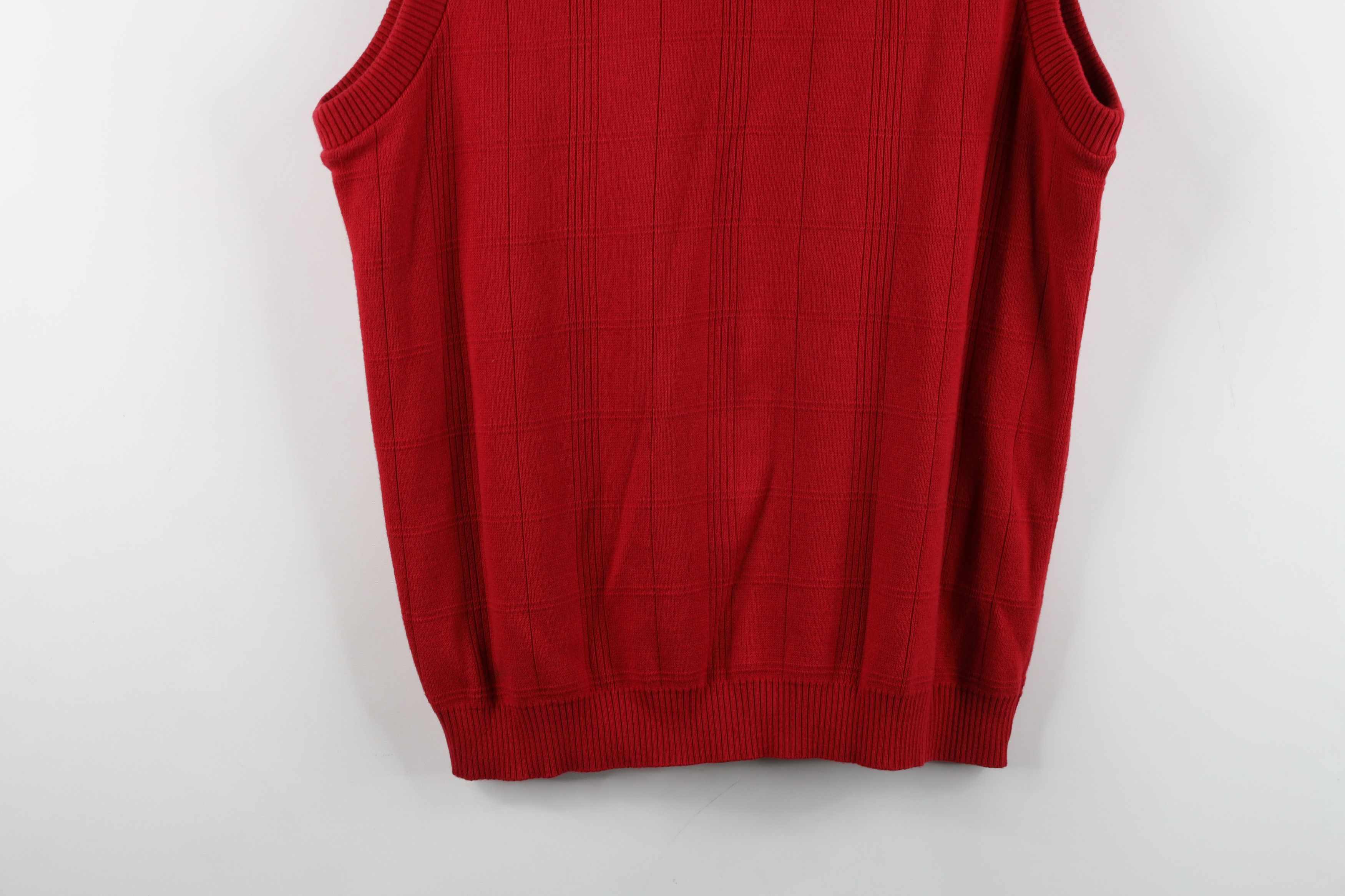 Vintage Vintage 90s Streetwear Checkered Knit Sweater Vest Red Size US M / EU 48-50 / 2 - 10 Thumbnail