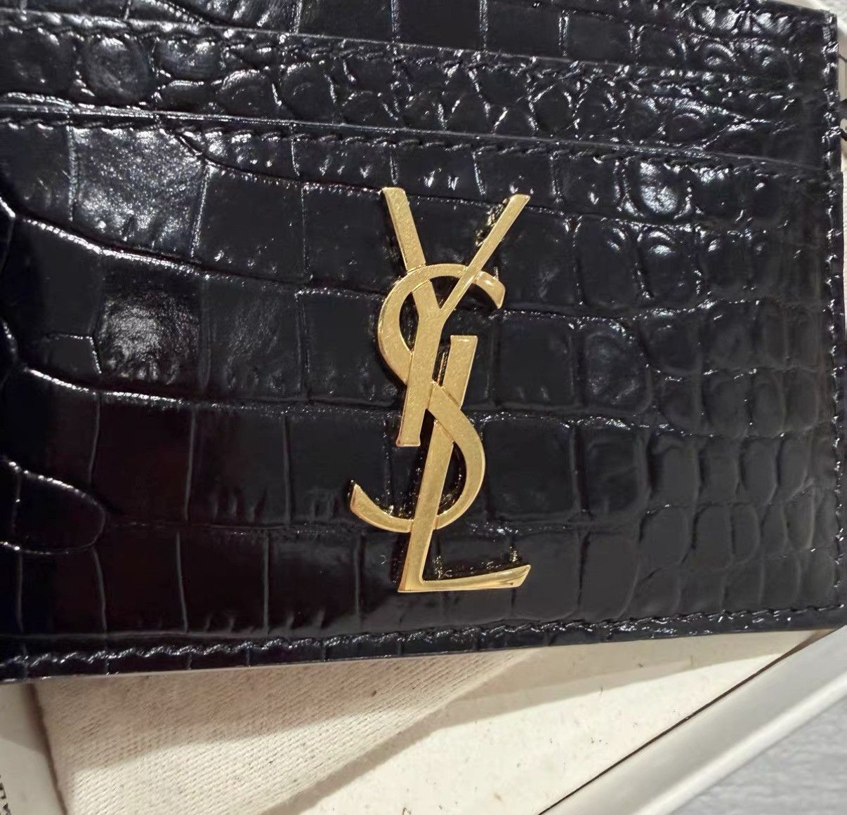 Yves Saint Laurent YSL CASSANDRE Embossed Crocodile Pattern Leather Card J42 Size ONE SIZE - 6 Thumbnail