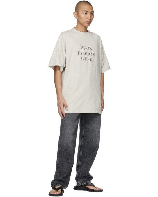 Balenciaga Balenciaga Paris Fashion Week Pixels T-shirt Size US S / EU 44-46 / 1 - 10 Thumbnail