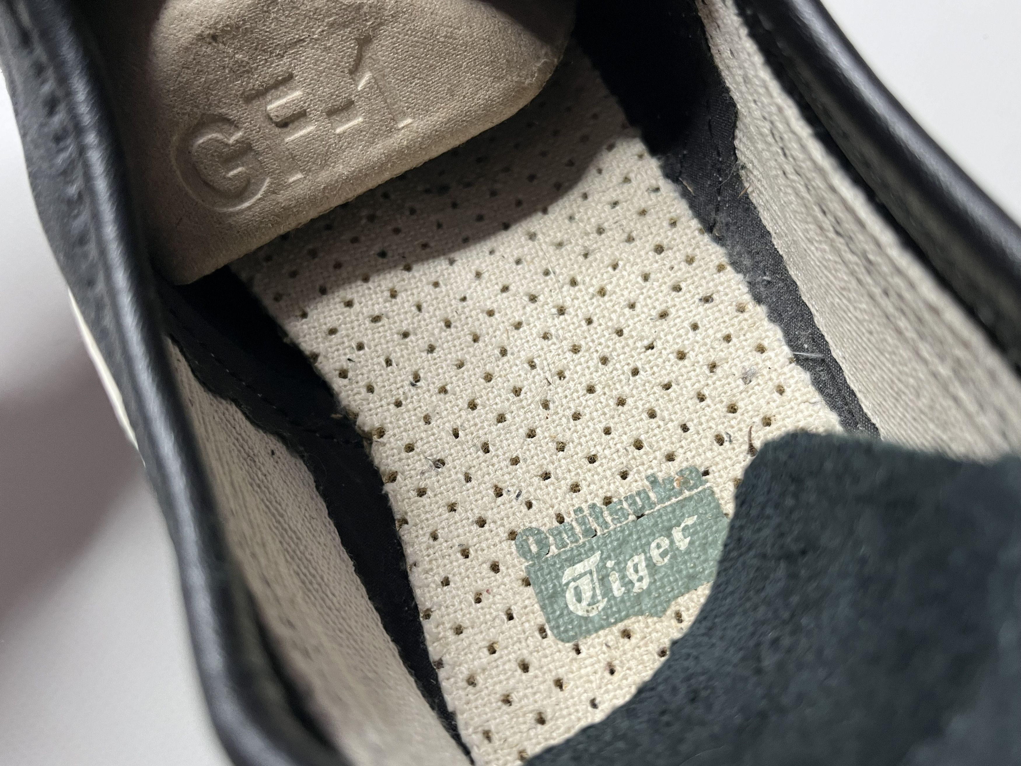 Asics Vintage ASICS Onitsuka Tiger sneakers Size US 12 / EU 45 - 9 Thumbnail