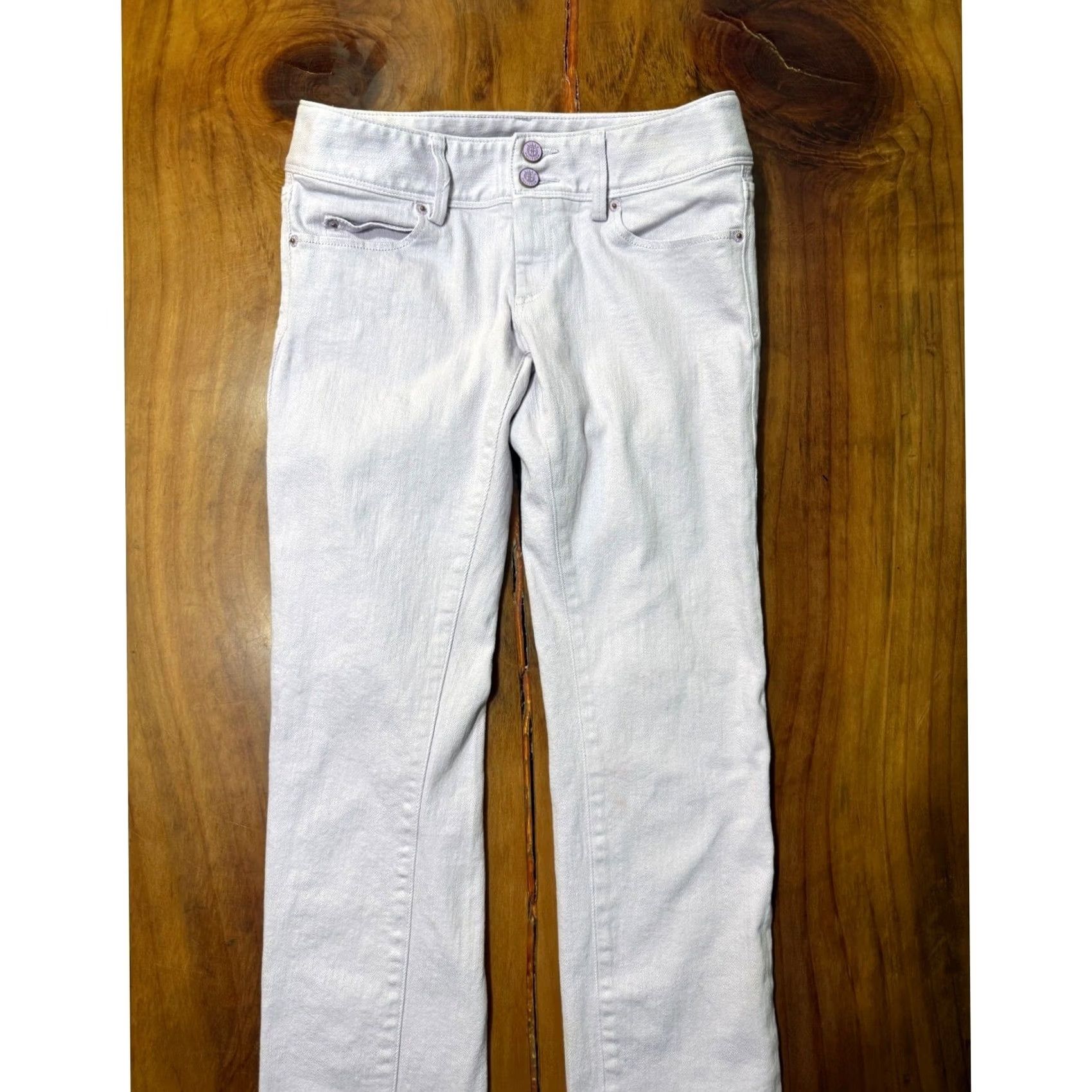 Lilly Pulitzer Lilly Pulitzer Worth Straight Jeans 0 Cotton Low rise Purple Denim Light wash N2 Jeans Women 0 Purple Denim Light wash Straight Rise 27x30 Womens Size 25" / US 0 / IT 36 - 2 Thumbnail