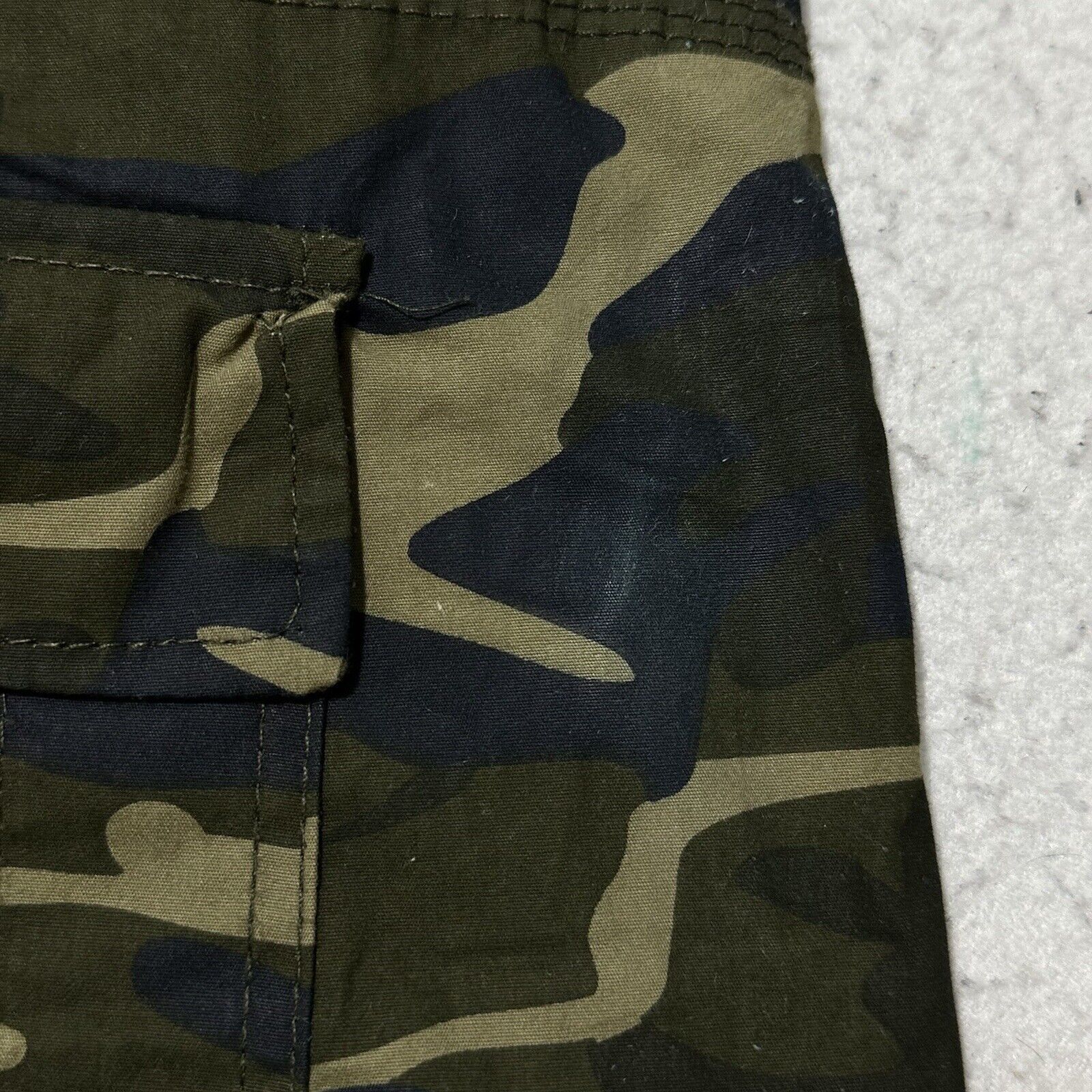 Alexander Julian Alexander Julian 44 Cargo Shorts 11.5" Inseam Green Camo Size US 44 / EU 60 - 11 Thumbnail
