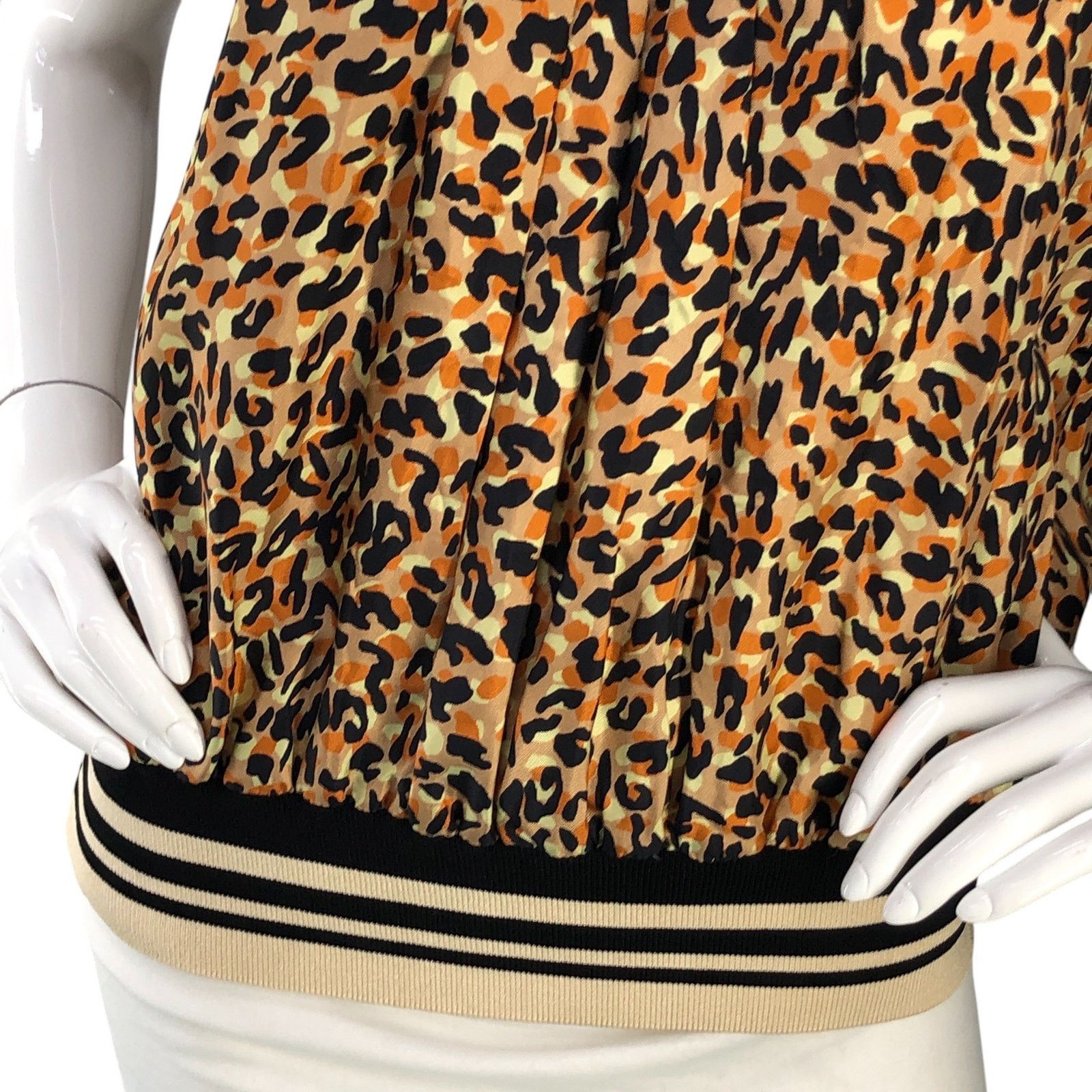 Dries Van Noten Dries Van Noten Size 42 US 10 Top Animal Print Elastic Waist Size L / US 10 / IT 46 - 3 Thumbnail