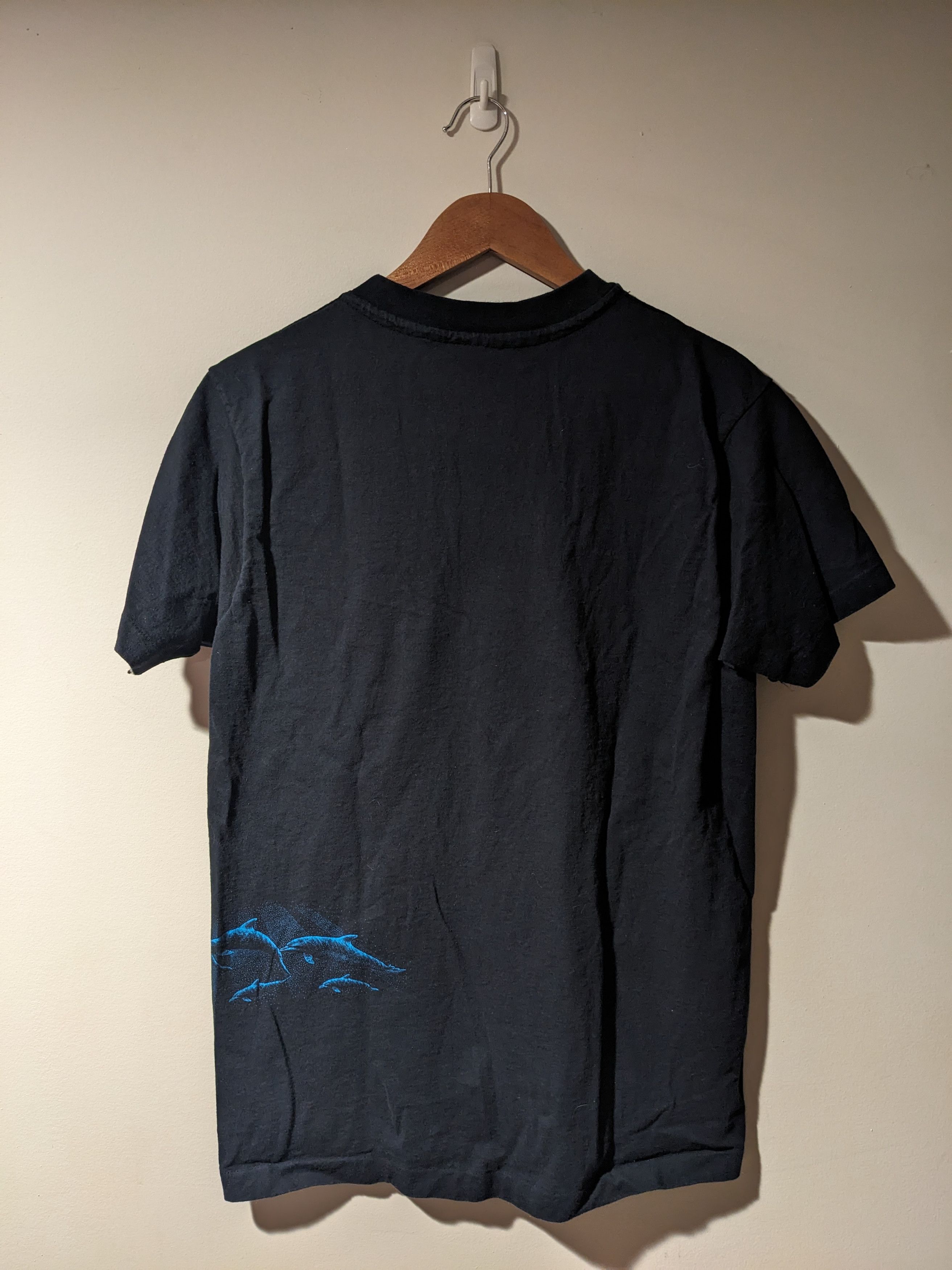 Vintage Vintage 90s Dolphins Animal Nature Wildlife Cayman T-Shirt Size US S / EU 44-46 / 1 - 4 Thumbnail