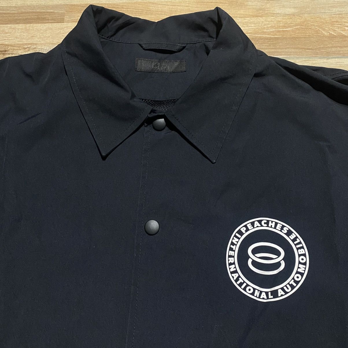 Hypebeast × Uniqlo Uniqlo x Hypebeast Community Center x Peaches Coach Jacket Size US XL / EU 56 / 4 - 3 Thumbnail