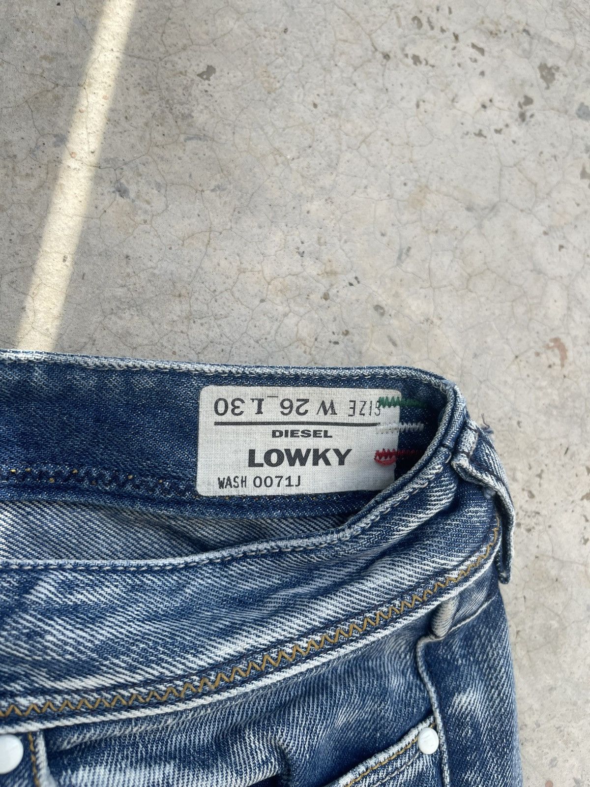 Diesel Vintage Diesel Lowky Distressed Denim s6 Size US 26 / EU 42 - 6 Thumbnail