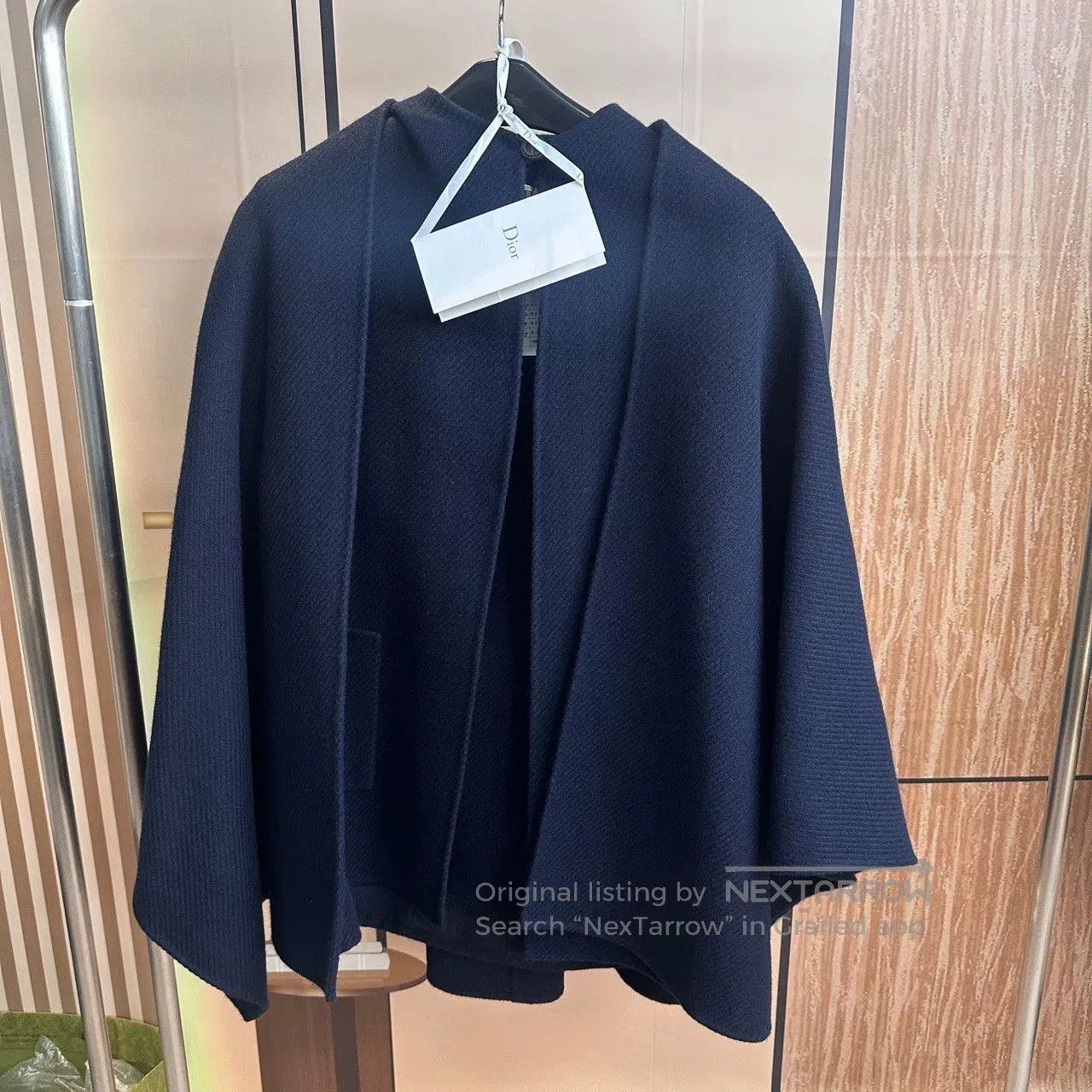 Dior dior navy wool cape coat size 44. Size US L / EU 52-54 / 3 - 1 Thumbnail