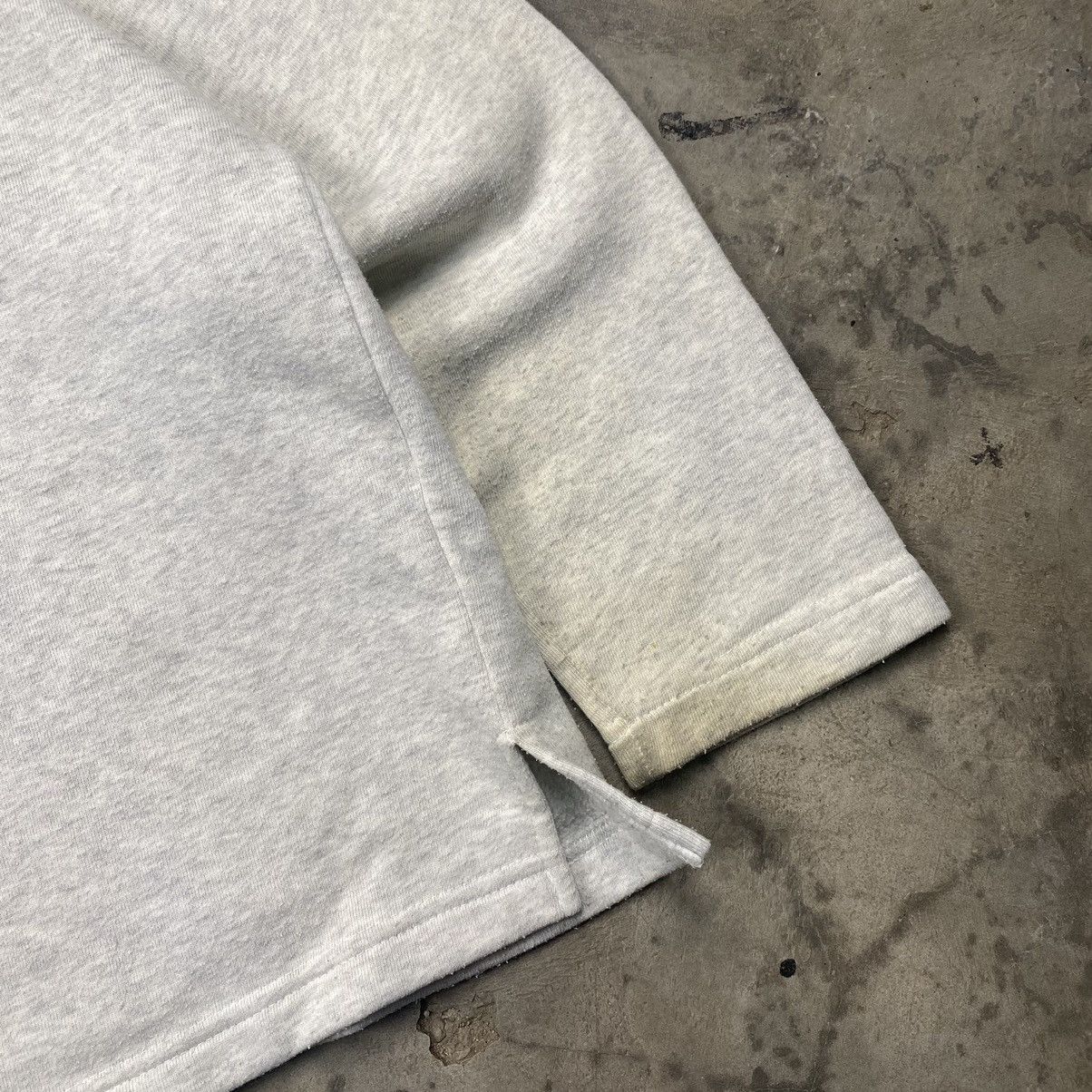 Nike × Vintage 90s Nike Oval Crewneck Size US L / EU 52-54 / 3 - 3 Thumbnail