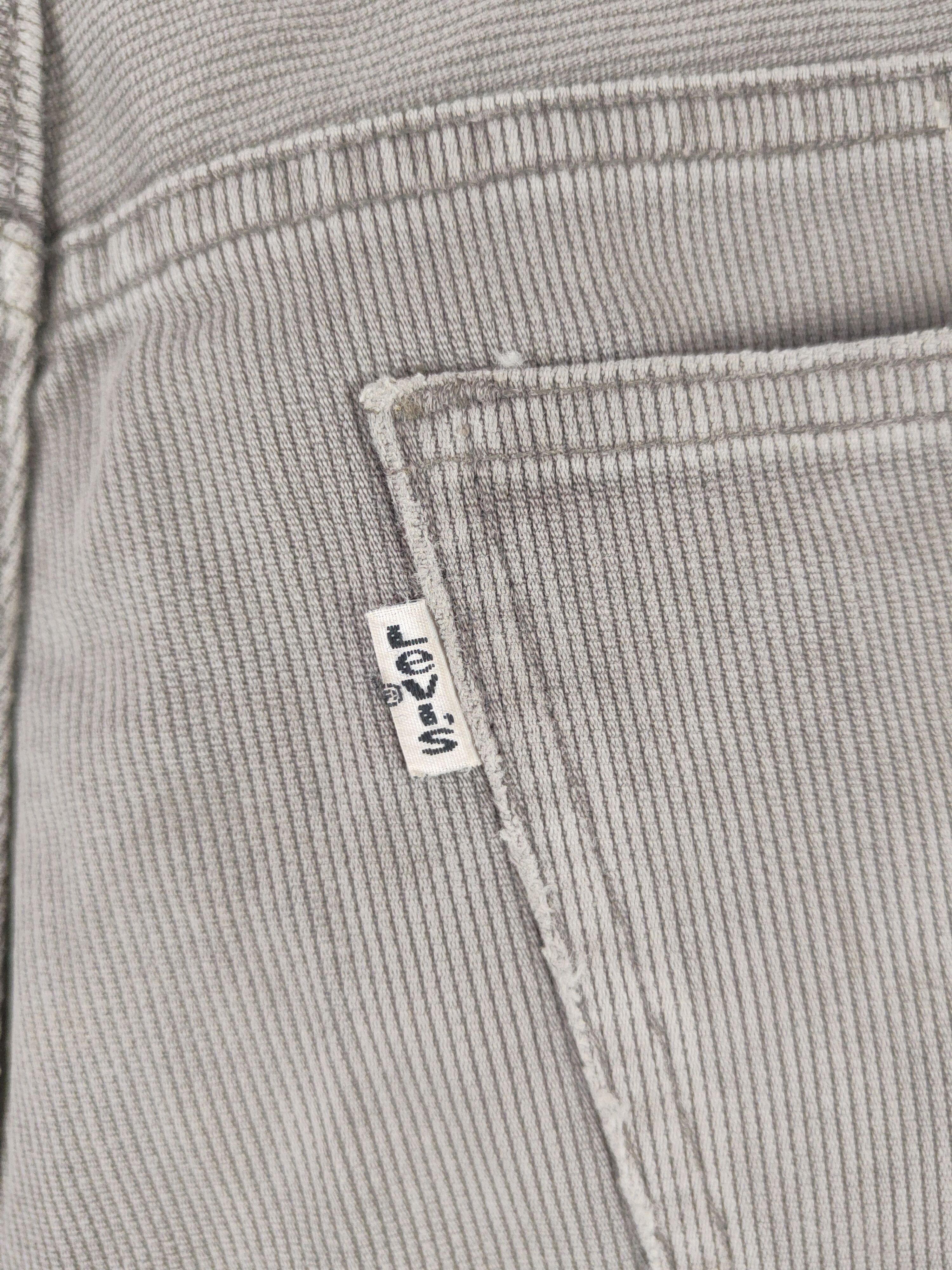 Levi's DL Levi's Dark Gray corduroy vintage Casual Pants #46-240T Size US 31 - 10 Thumbnail