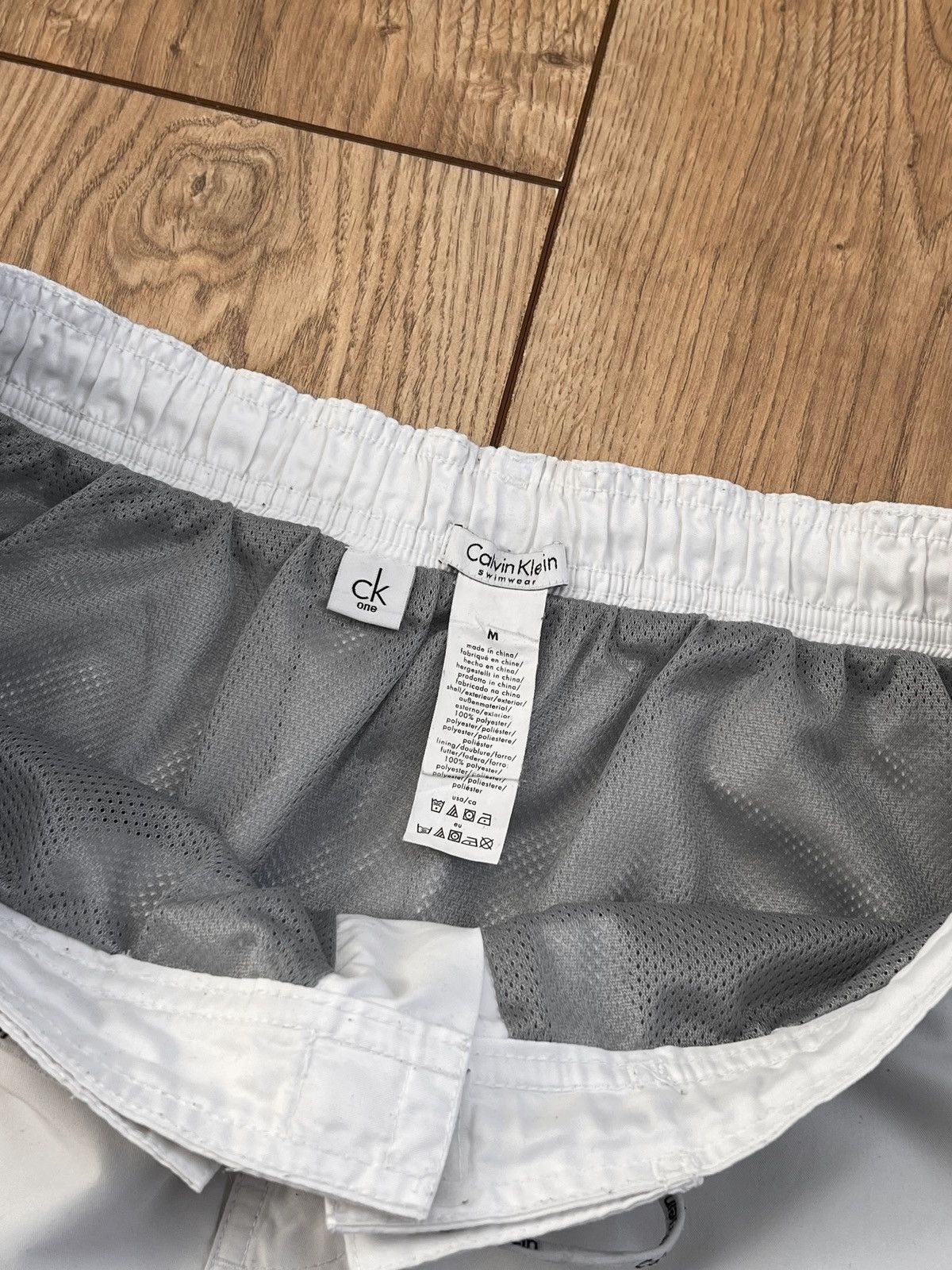 Calvin Klein Vintage Y2K CALVIN KLEIN Swimwear Swimming Shorts Streetwear Size US 32 / EU 48 - 5 Thumbnail