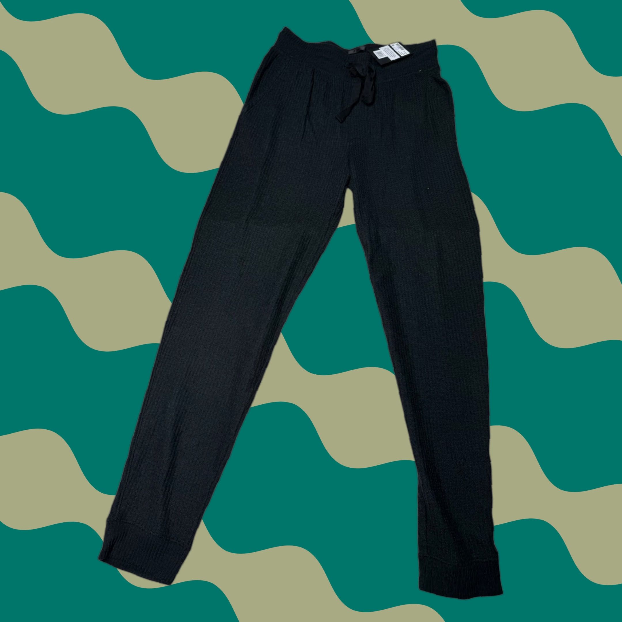 ATM Anthony Thomas Melillo ATM Anthony Thomas Melillo Waffle Knit Lounge Set Black XS - Pants & Top, 2 Piece, Women, Long Sleeve, Drawstring, Casual Winter/Fall Knit Outfit Size XS / US 0-2 / IT 36-38 - 1 Thumbnail