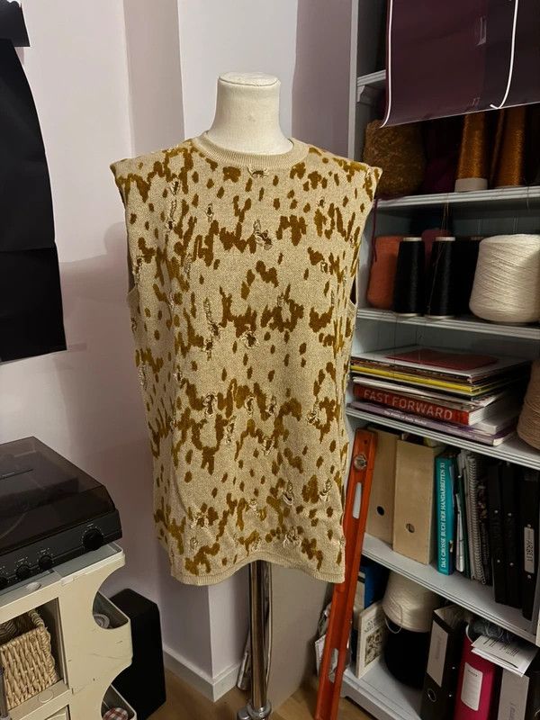 Christian Wijnants Unique Christian Wijnants Sleeveless Knit in Size L Size M / US 6-8 / IT 42-44 - 1 Thumbnail