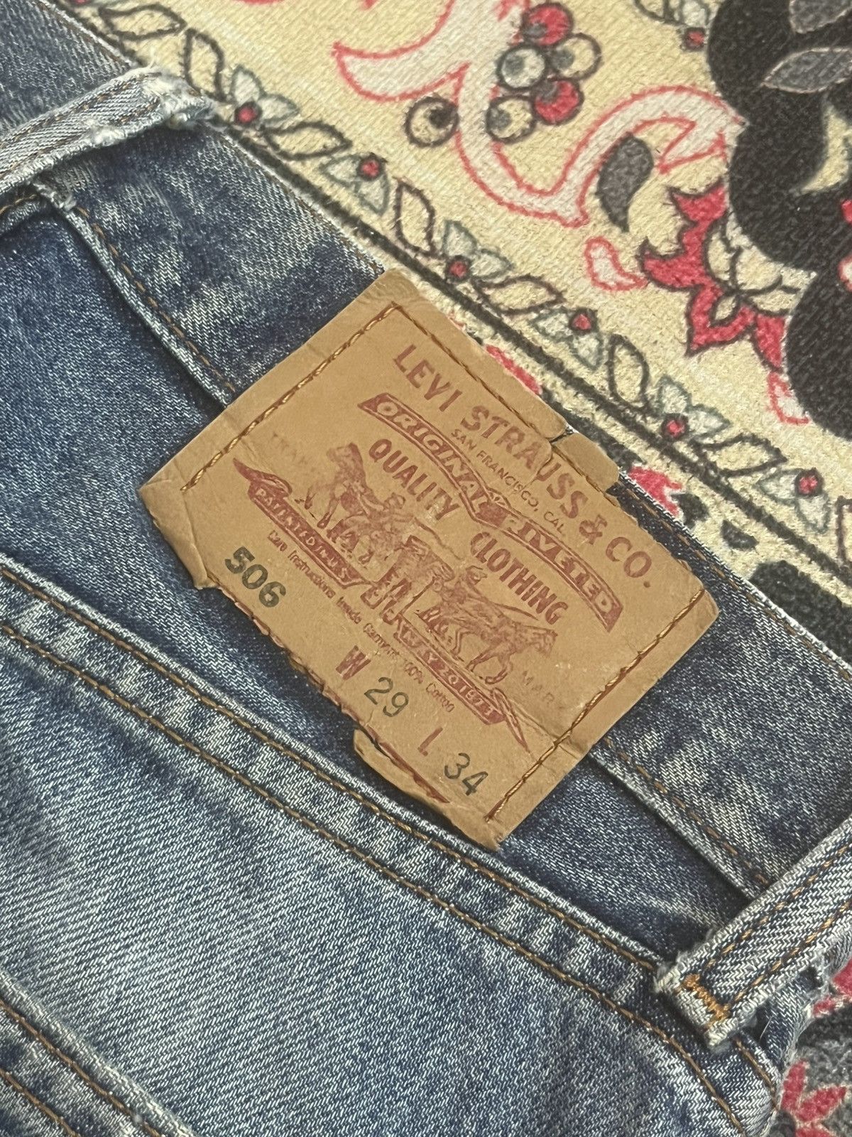 Levi's Y2K Levi’s 506 Blue Faded Washed Frayed Leg Straight Jeans Size US 29 - 8 Thumbnail