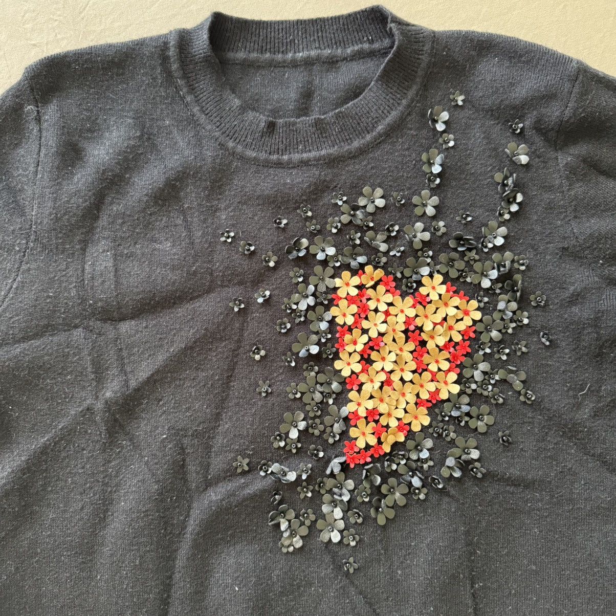Other Heart Floral Appliqué Knit Sweater Size S / US 4 / IT 40 - 3 Thumbnail