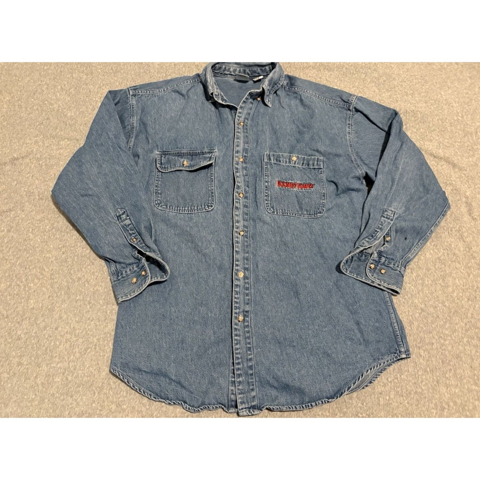 Vintage VINTAGE 1993 Acme Denim Shirt Embroidered Bugs Bunny 90s Cartoon Long Sleeve Men Medium Blue Cotton Button-Up Shirt Size US M / EU 48-50 / 2 - 3 Thumbnail