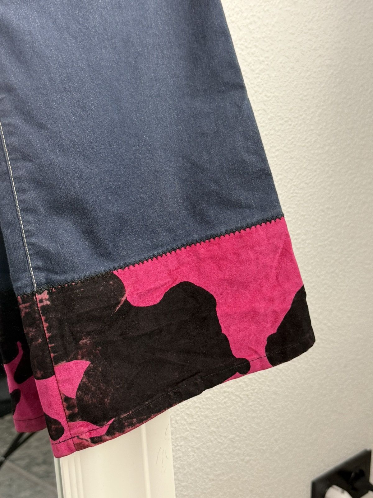 Gianfranco Ferre Archive Gianfranco Ferre Pants 1979 Flared Camo Leo Print Size 32" / US 10 / IT 46 - 9 Thumbnail