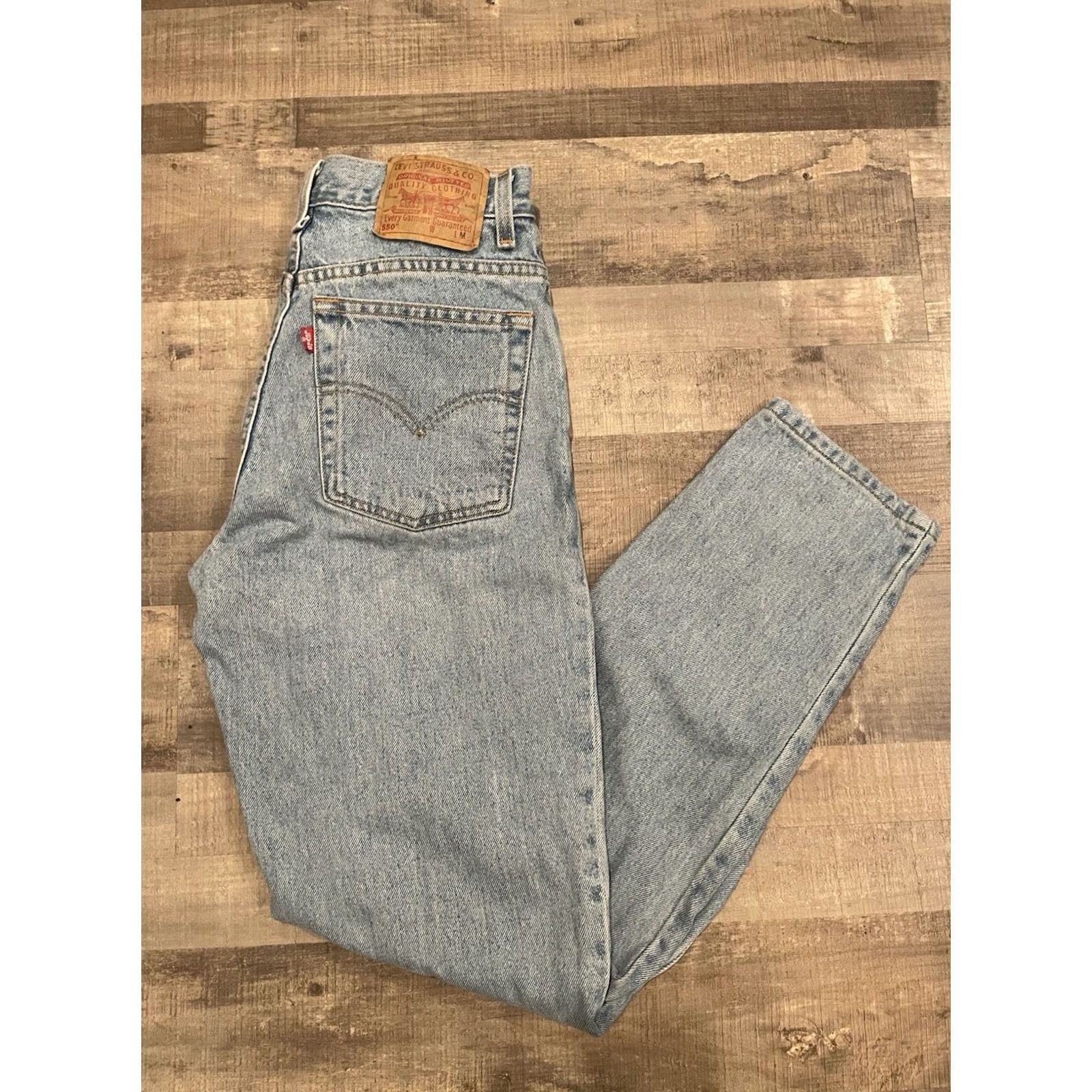 Levi's VINTAGE Levi's 550 Jeans Women 11 Regular Denim Blue 28x30 Relaxed Fit Mom 550 Model Jeans Mens Womens Boys Girls Size 32" / US 10 / IT 46 - 2 Thumbnail