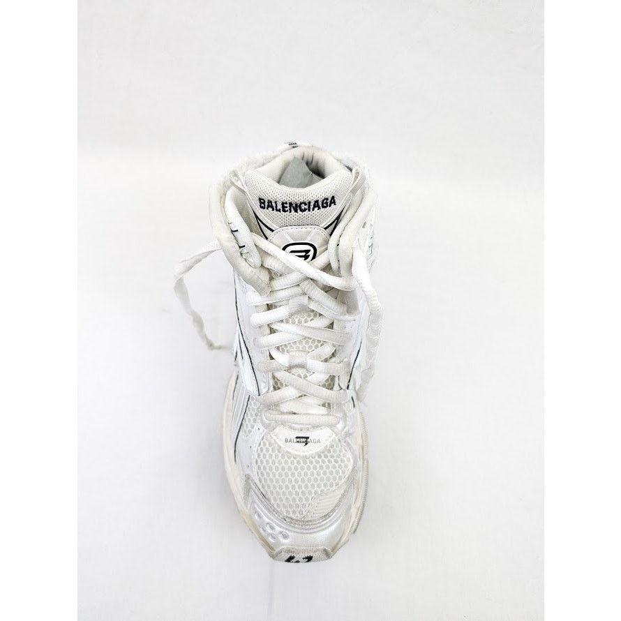 Balenciaga o1rshd1 Hightop Monocolor Runner Sneakers in White Size US 9 / EU 42 - 11 Thumbnail