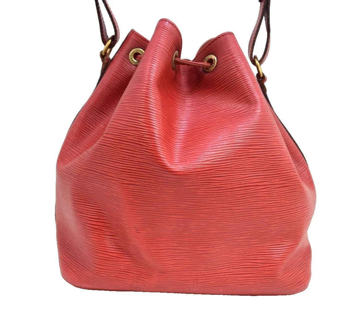 Louis Vuitton Auth Louis Vuitton Petit Noé Shoulder Bag Epi Leather M44107 Size ONE SIZE - 2 Thumbnail
