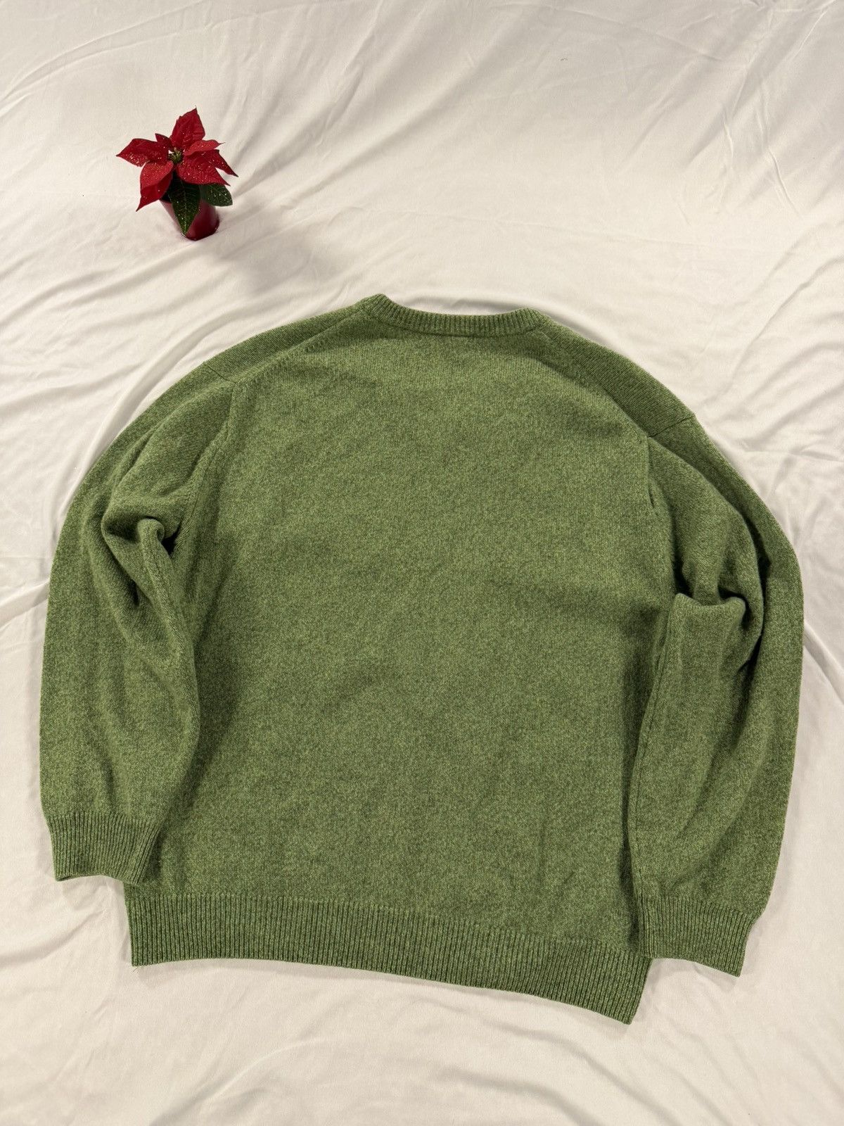 Lacoste Vintage Lacoste Knit Sweater V Neck Pullover Size 7 / L Size US L / EU 52-54 / 3 - 3 Thumbnail
