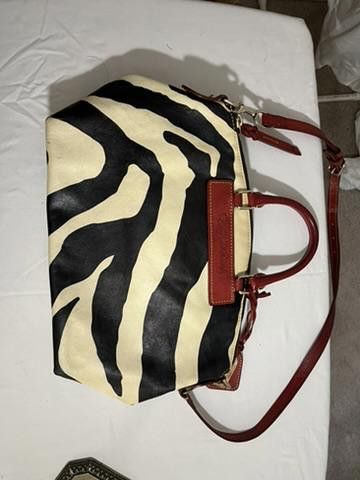Dooney & Bourke Dooney & Bourke Zebra Print Handbag - Stylish and Functional Size ONE SIZE - 5 Thumbnail