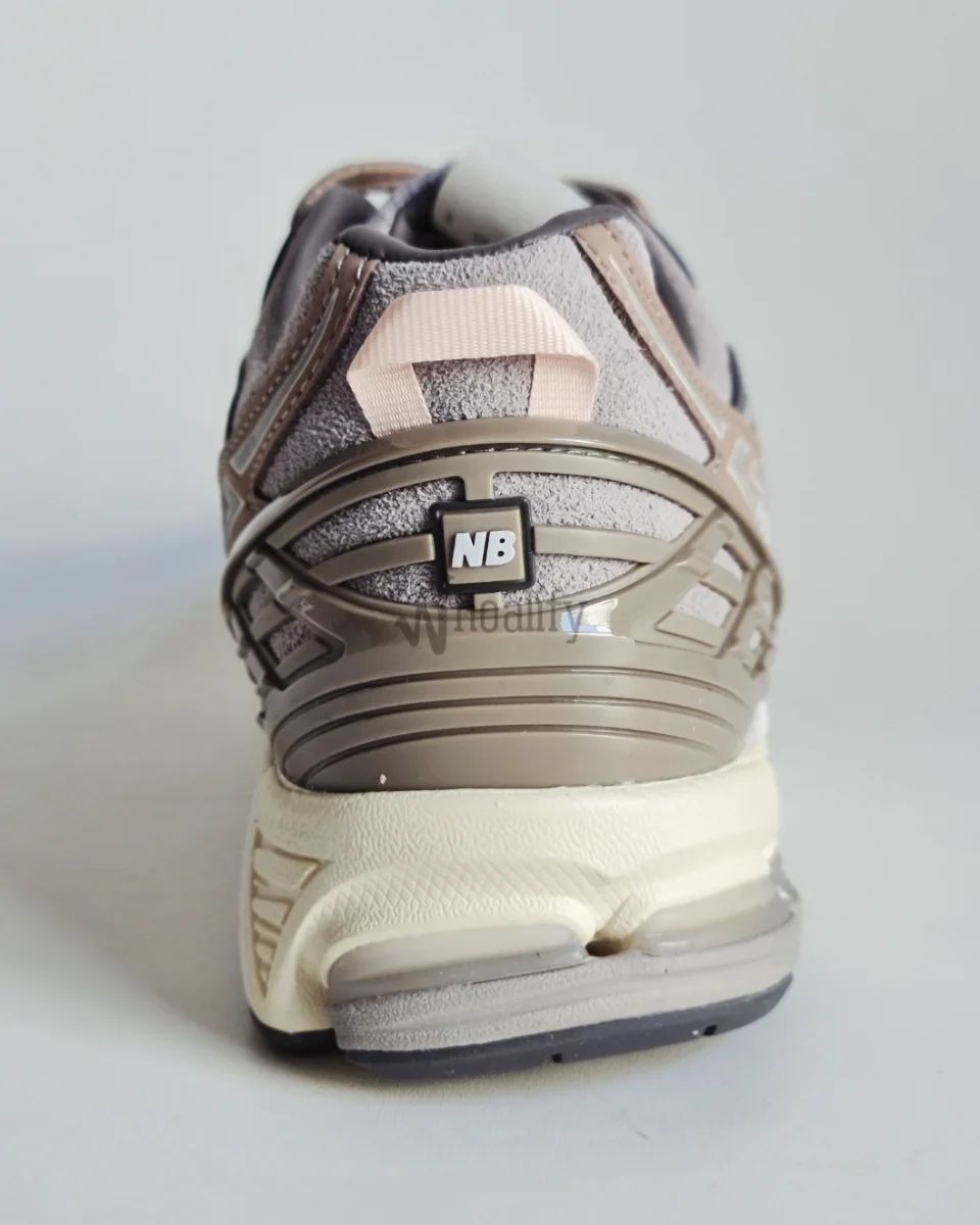 N.Hoolywood New Balance 1906U N.Hoolywood Invincible Moonrock Grey Size US 10.5 / EU 43-44 - 4 Thumbnail