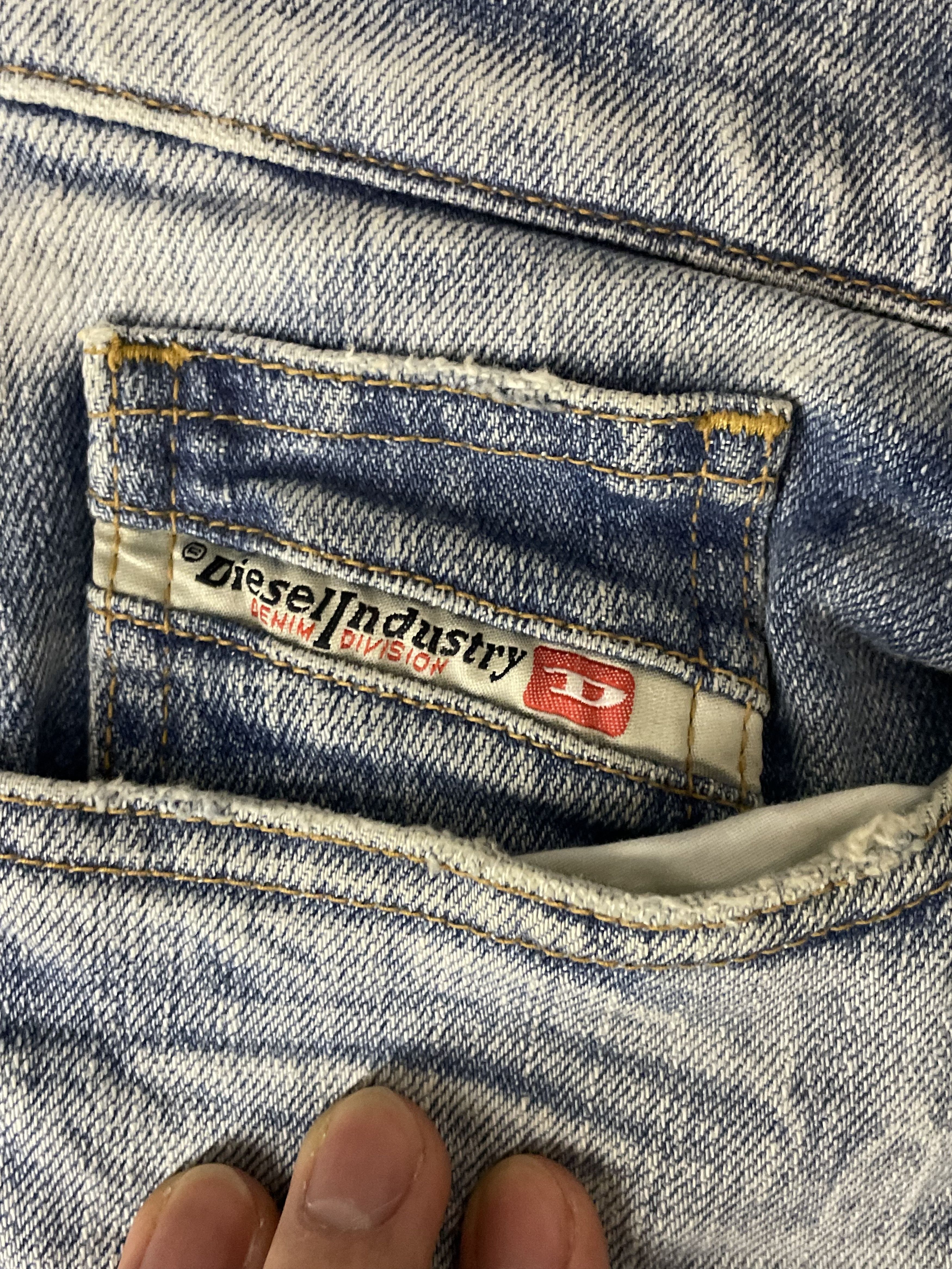 Diesel Diesel D-VIDER distressed denim Size US 29 - 4 Thumbnail