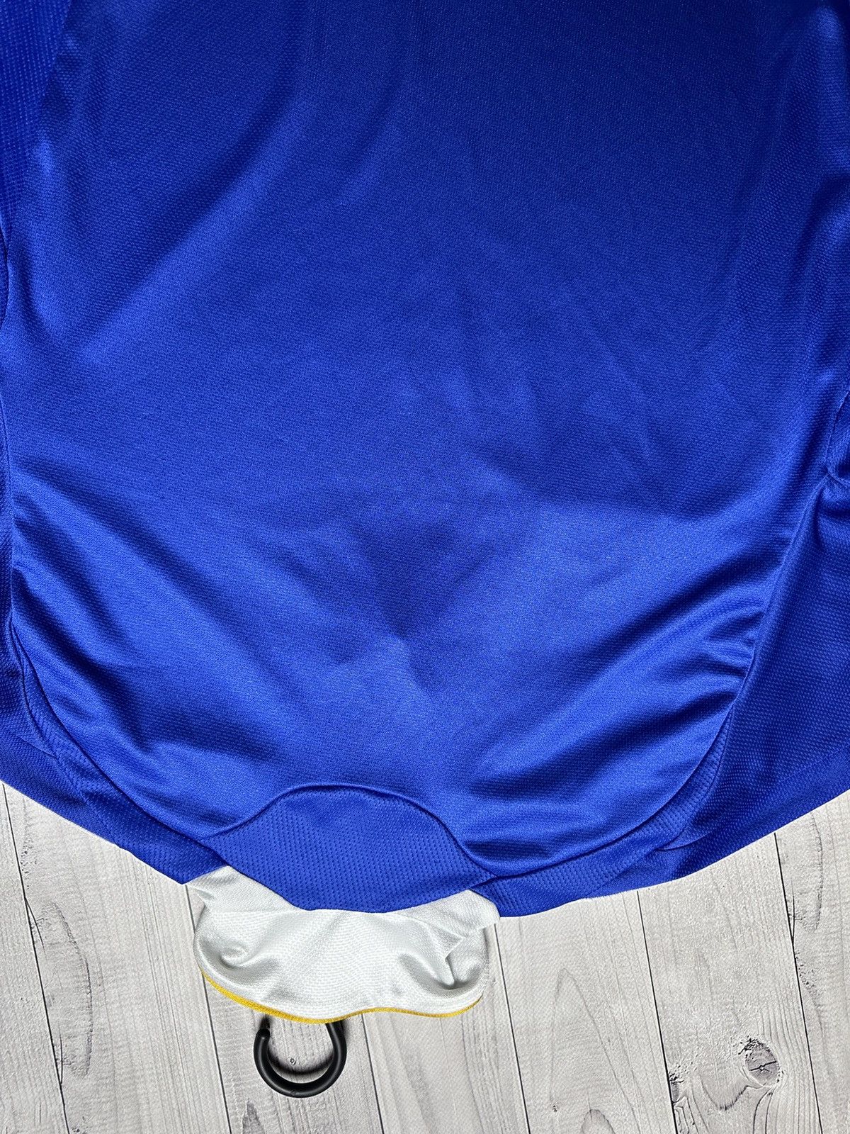 Adidas × Chelsea Soccer × Vintage Vintage adidas Chelsea soccer jersey size L Size US L / EU 52-54 / 3 - 11 Thumbnail