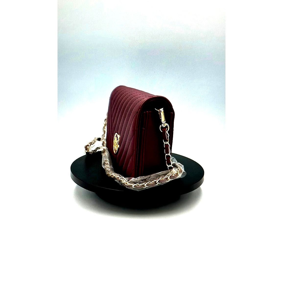 Badgley Mischka Badgley Mischka Quilted Bag Round Logo Plate - Plum Size ONE SIZE - 8 Thumbnail