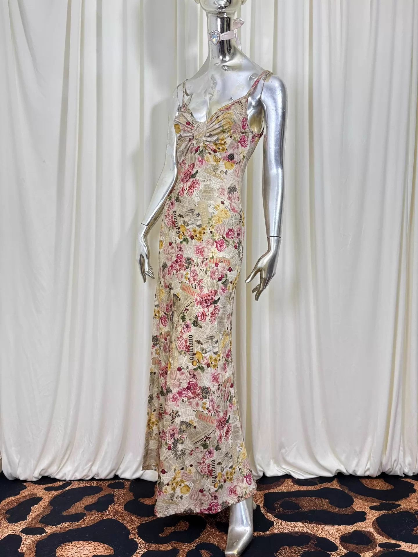 John Galliano John Galliano Vintage Newspaper Print Rose Side Slit Dress Size XS / US 0-2 / IT 36-38 - 1 Thumbnail