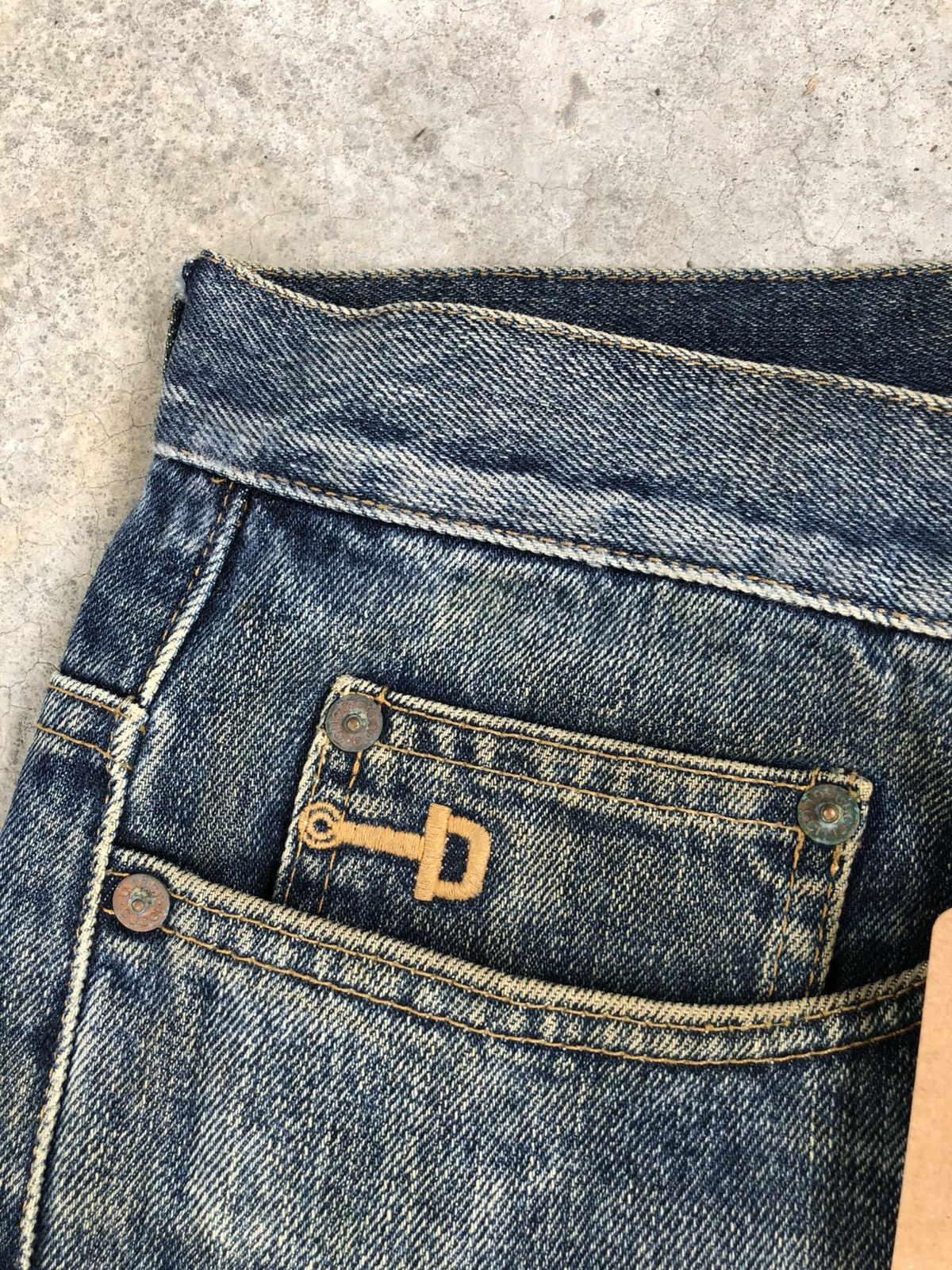 Tom Ford Gucci Embroidered Logo Staright Cut Distressed Denim Size US 34 / EU 50 - 18 Thumbnail