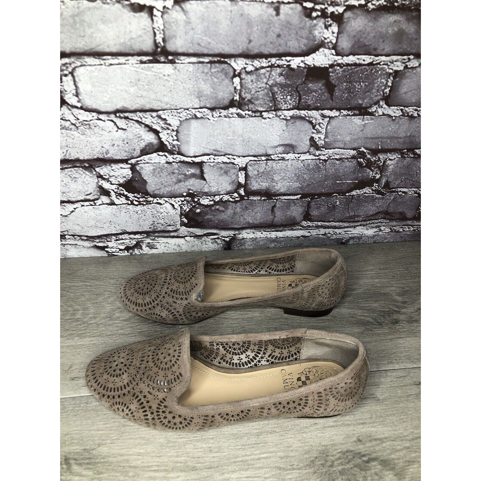 Vince Camuto Vince Camuto Lancaster Taupe Suede Perforated Flats Women’s Size US 6.5 / IT 36.5 - 19 Thumbnail