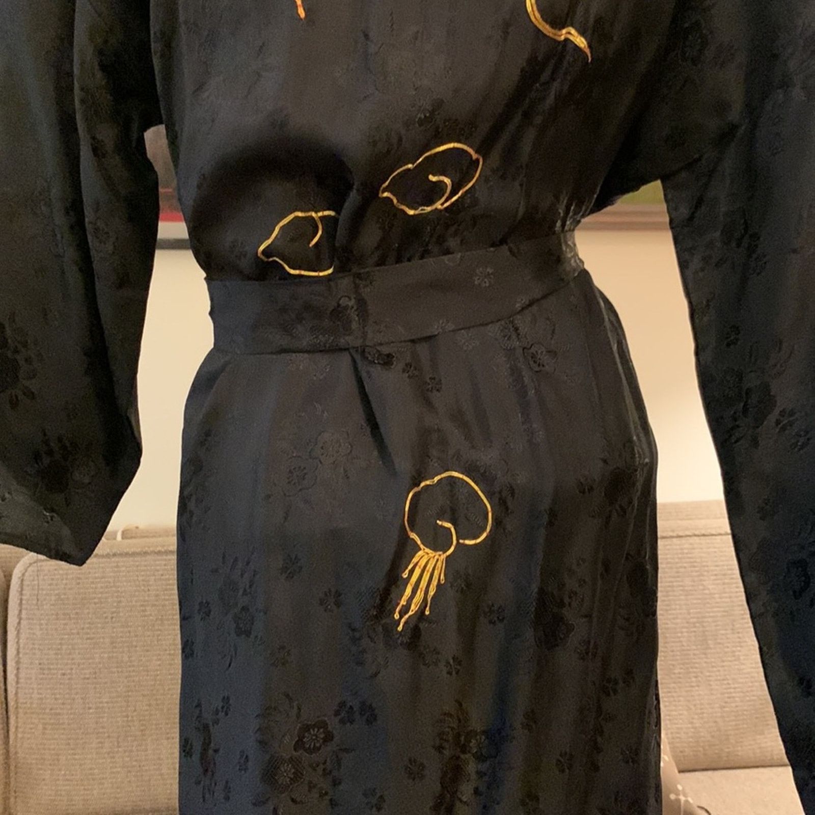 Vintage Dragon embroidery black kimono ,Vintage,Japan and Korea Size ONE SIZE - 8 Thumbnail