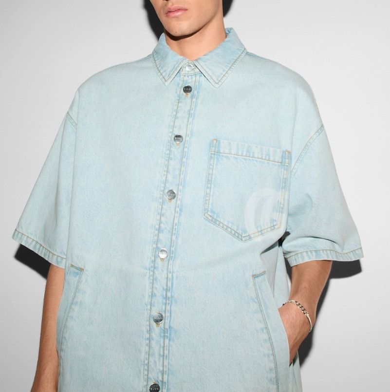 Gucci oc11z526 Lasered Denim Shirt in Light Blue Size US L / EU 52-54 / 3 - 5 Thumbnail