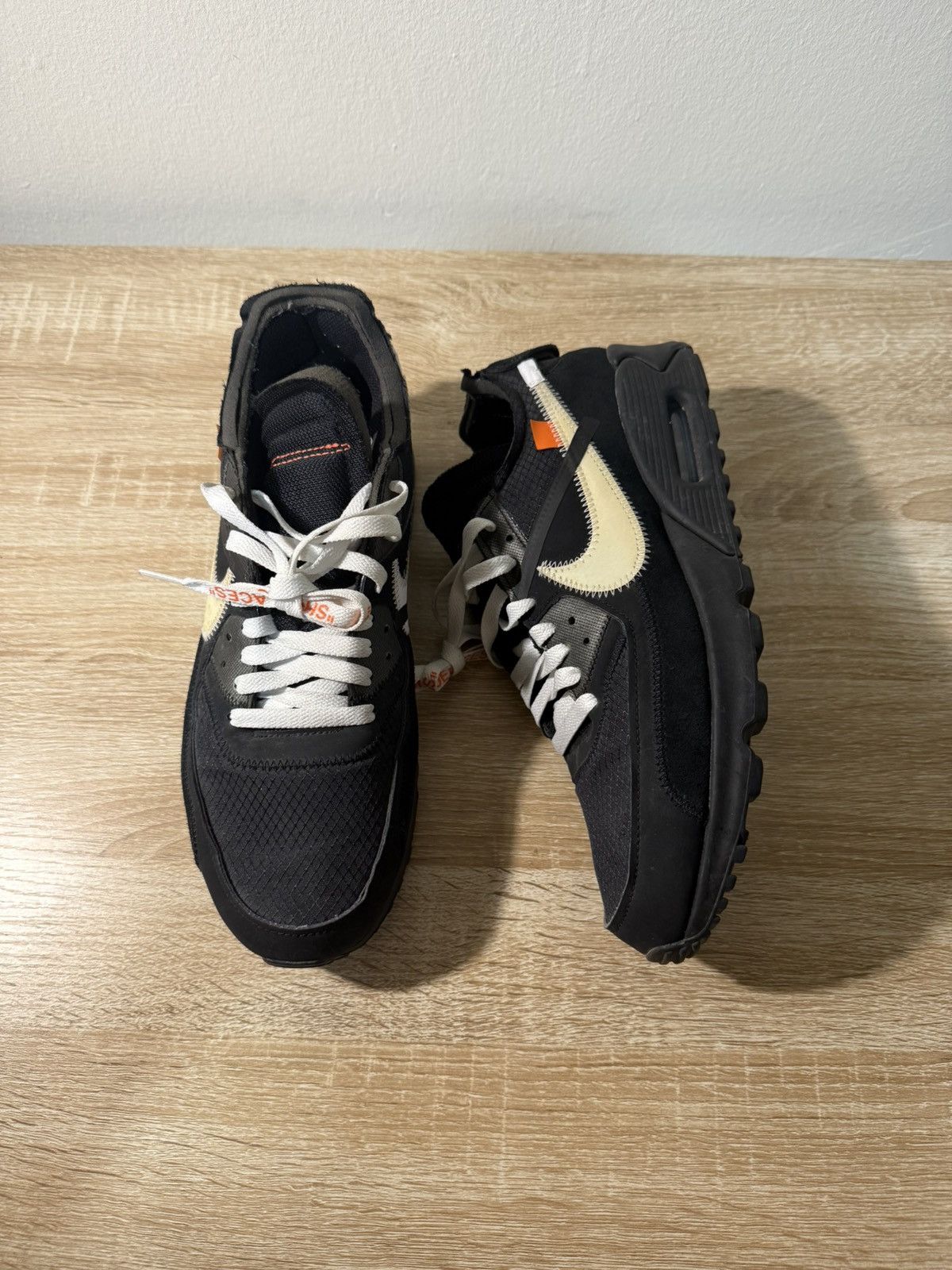 Off White Nike Air Max 90 - Size 10.5M US